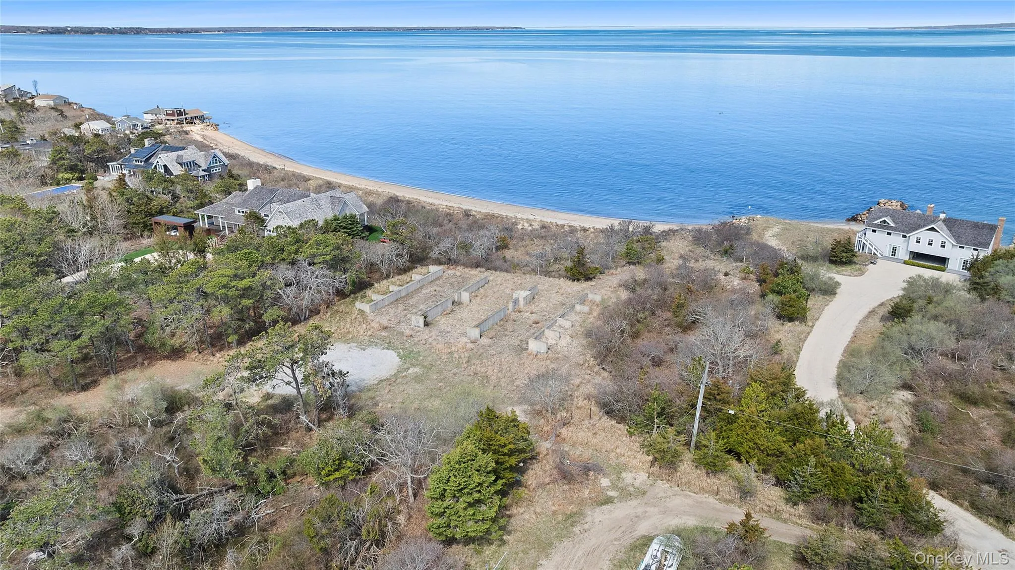 623 Lazy Point Road, East Hampton, New York 11930