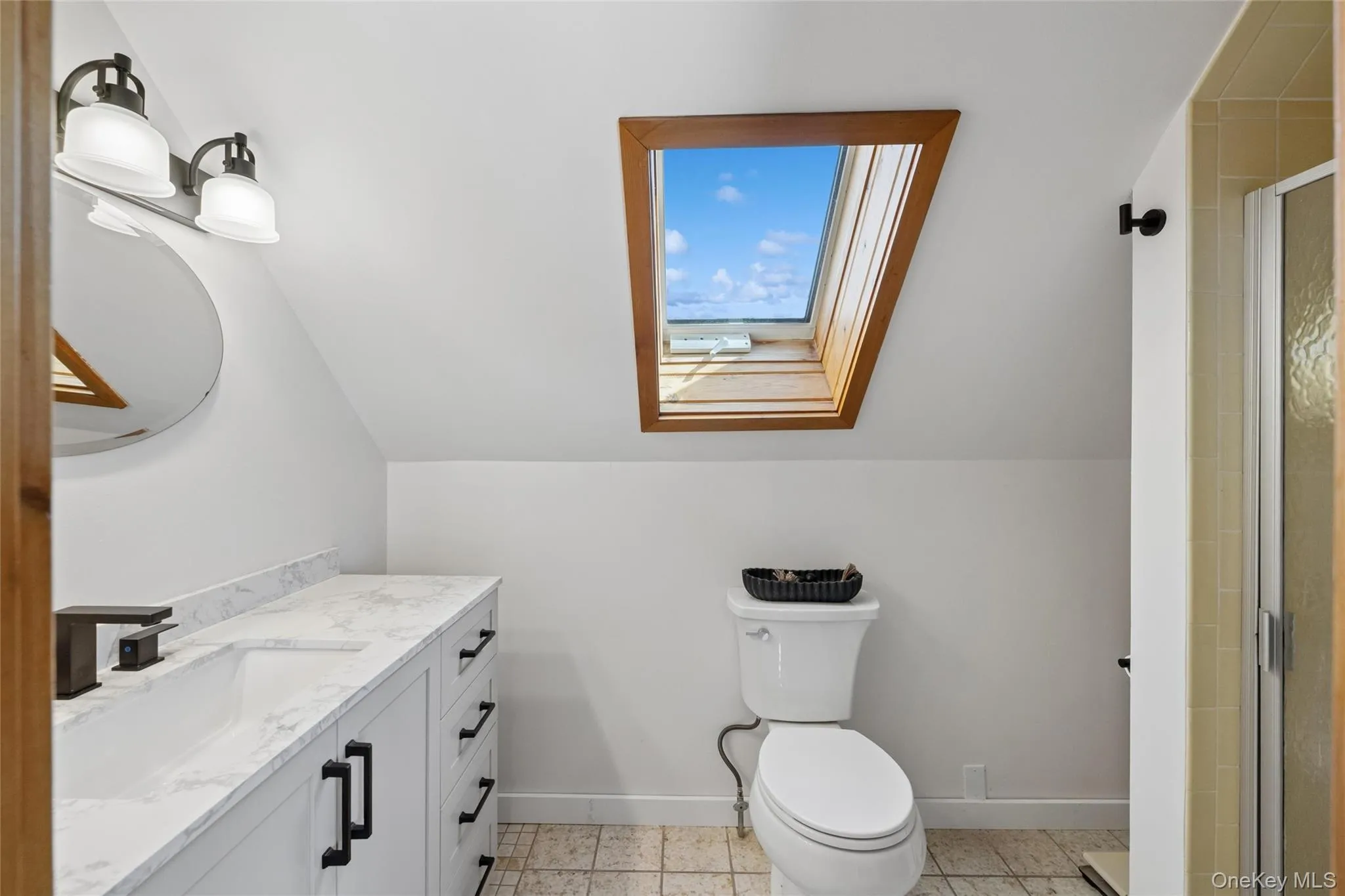 loft full bath loft full bath