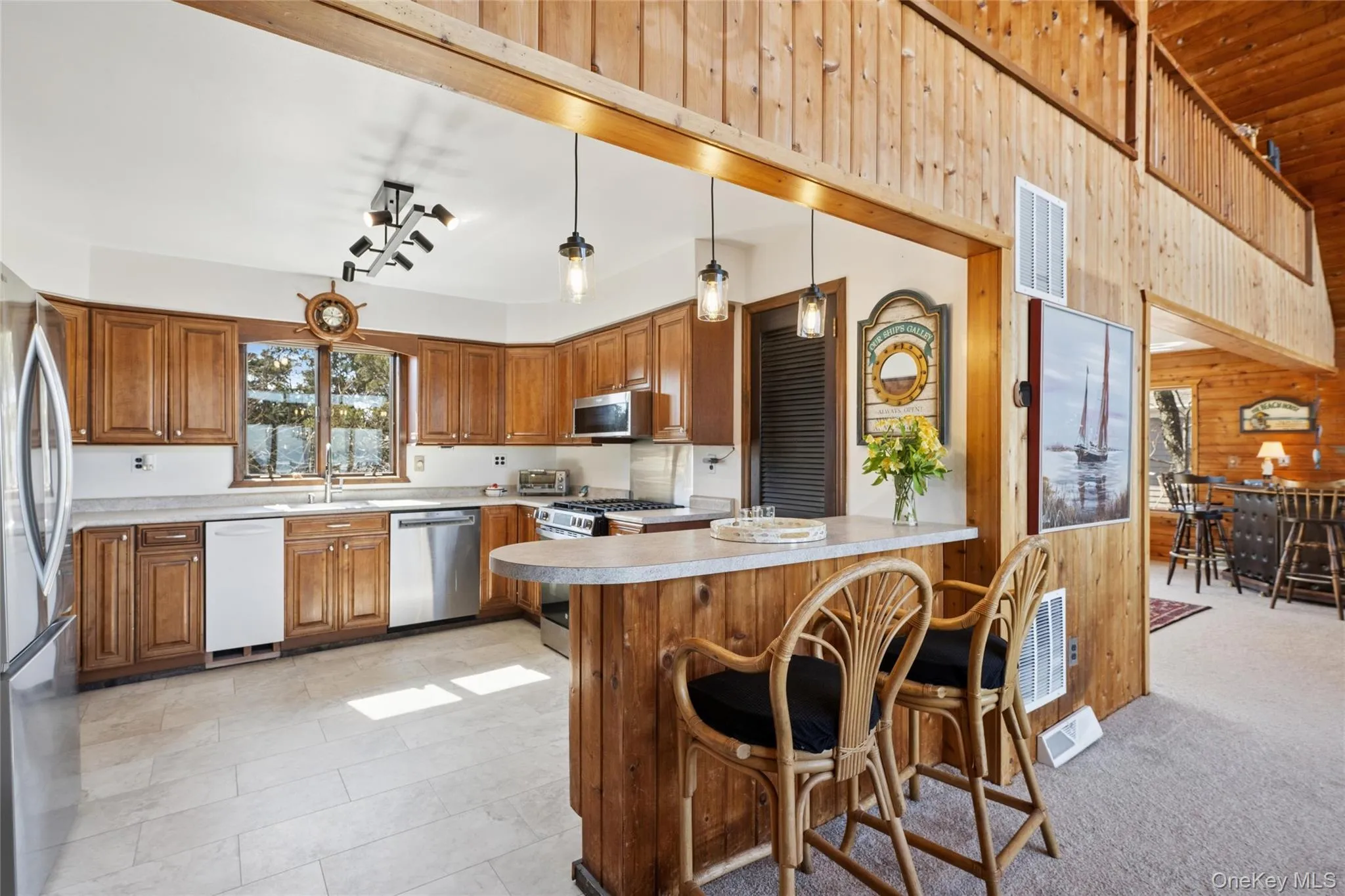 featuring breakfast bar featuring breakfast bar