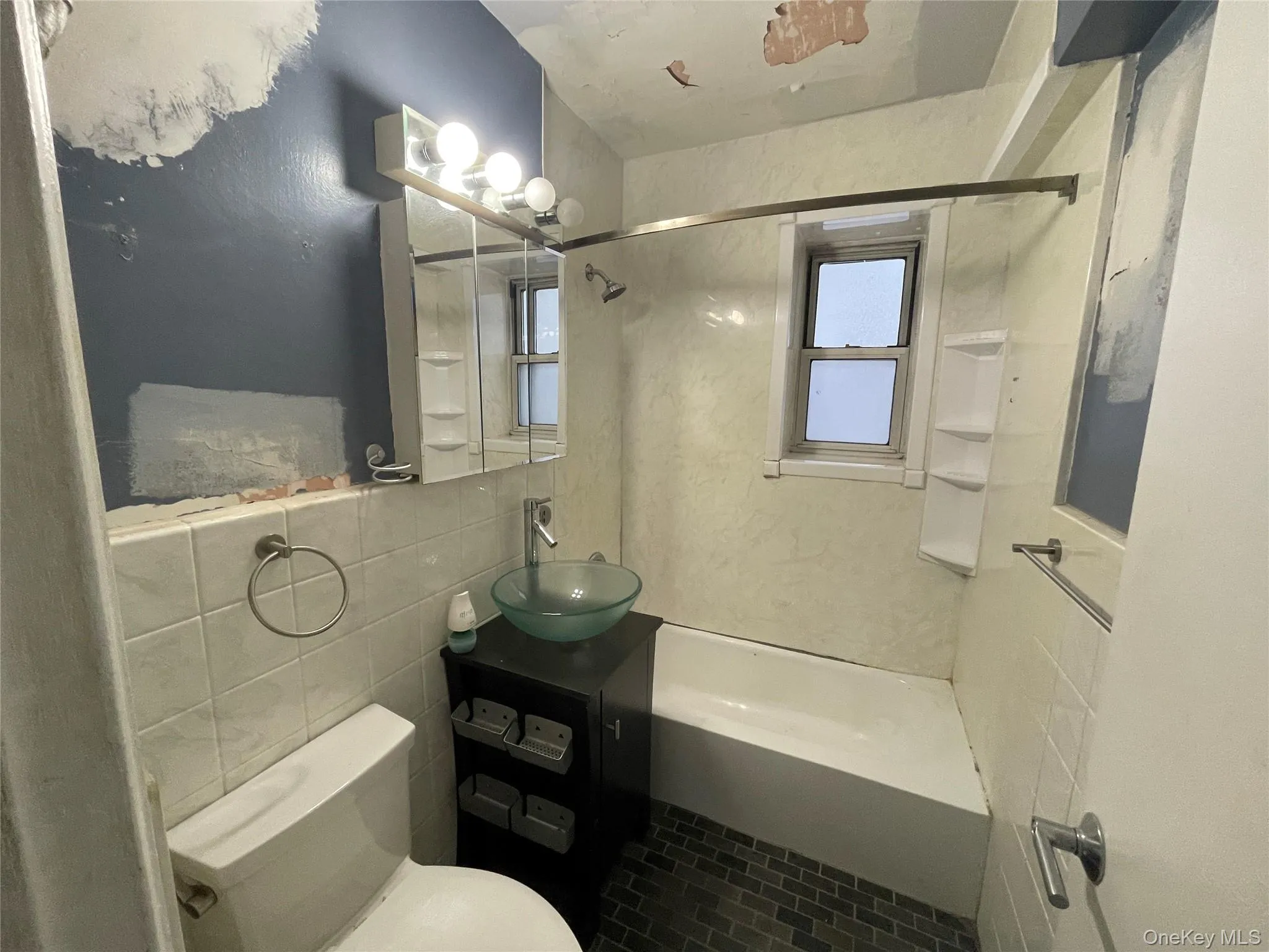 70 Locust Avenue, New Rochelle, NY, 1 Bedroom Bedrooms, 3 Rooms Rooms,1 BathroomBathrooms,Residential,For Rent,Locust,0,957530 70 Locust Avenue, New Rochelle, NY, 1 Bedroom Bedrooms, 3 Rooms Rooms,1 BathroomBathrooms,Residential,For Rent,Locust,0,957530