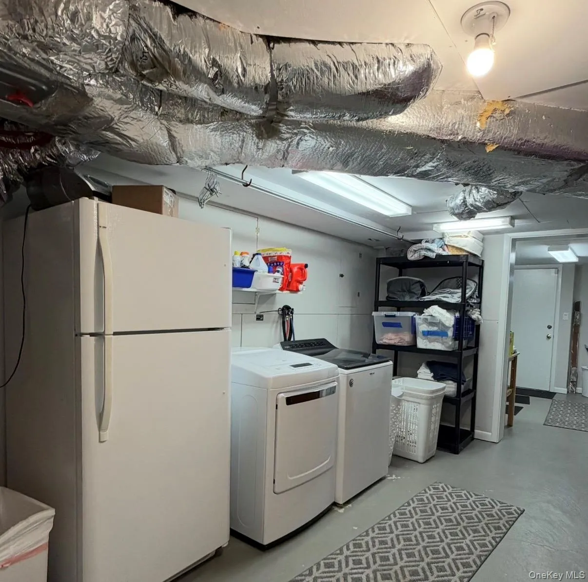 10 Skyes Neck Court, Southampton, NY, 4 Bedrooms Bedrooms, 10 Rooms Rooms,3 BathroomsBathrooms,Residential Lease,For Rent,Skyes Neck,0,957546 10 Skyes Neck Court, Southampton, NY, 4 Bedrooms Bedrooms, 10 Rooms Rooms,3 BathroomsBathrooms,Residential Lease,For Rent,Skyes Neck,0,957546