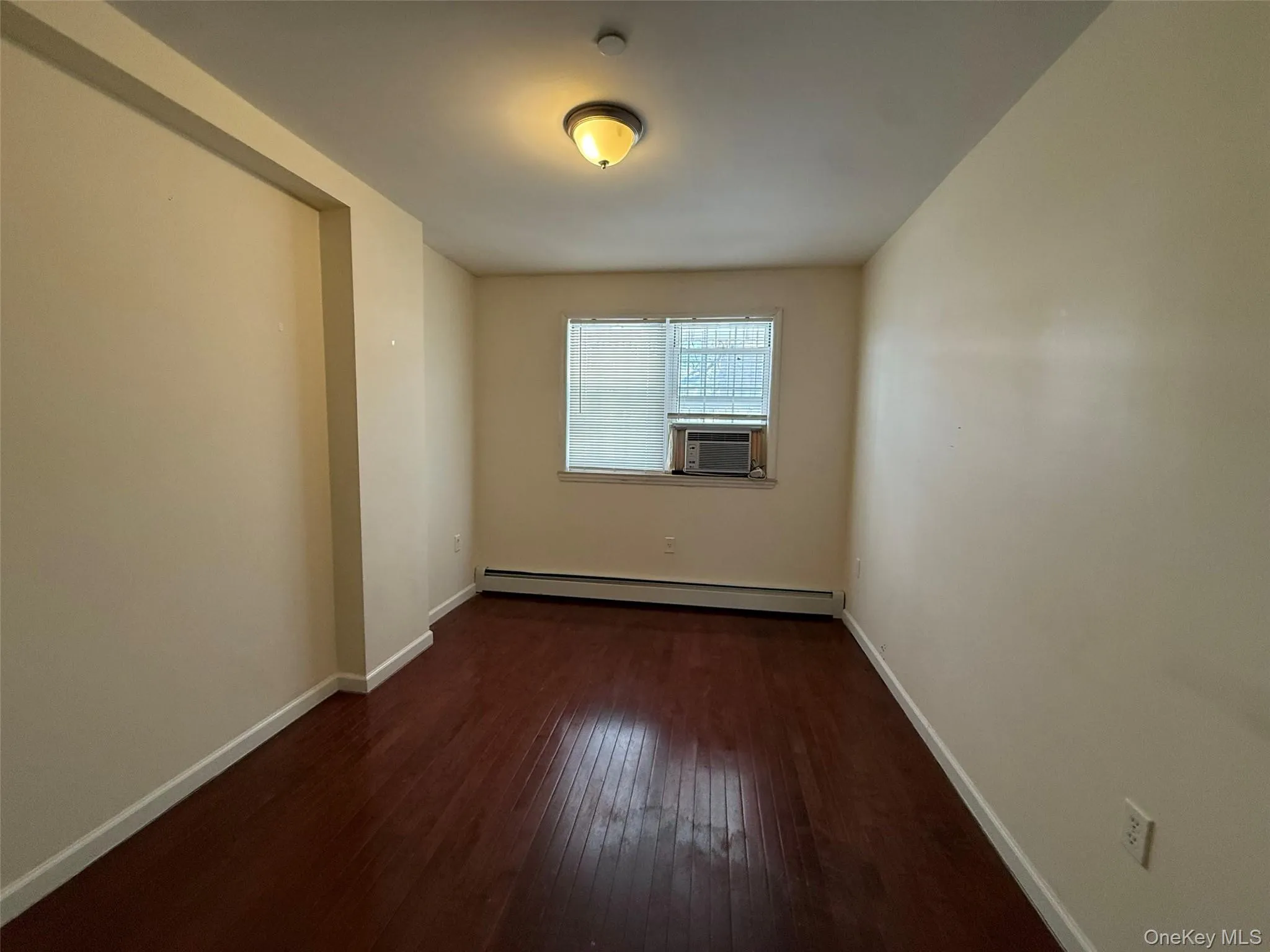 42-20 196th Street, New York, NY, 3 Bedrooms Bedrooms, 6 Rooms Rooms,2 BathroomsBathrooms,Residential Lease,For Rent,196th,0,957570 42-20 196th Street, New York, NY, 3 Bedrooms Bedrooms, 6 Rooms Rooms,2 BathroomsBathrooms,Residential Lease,For Rent,196th,0,957570