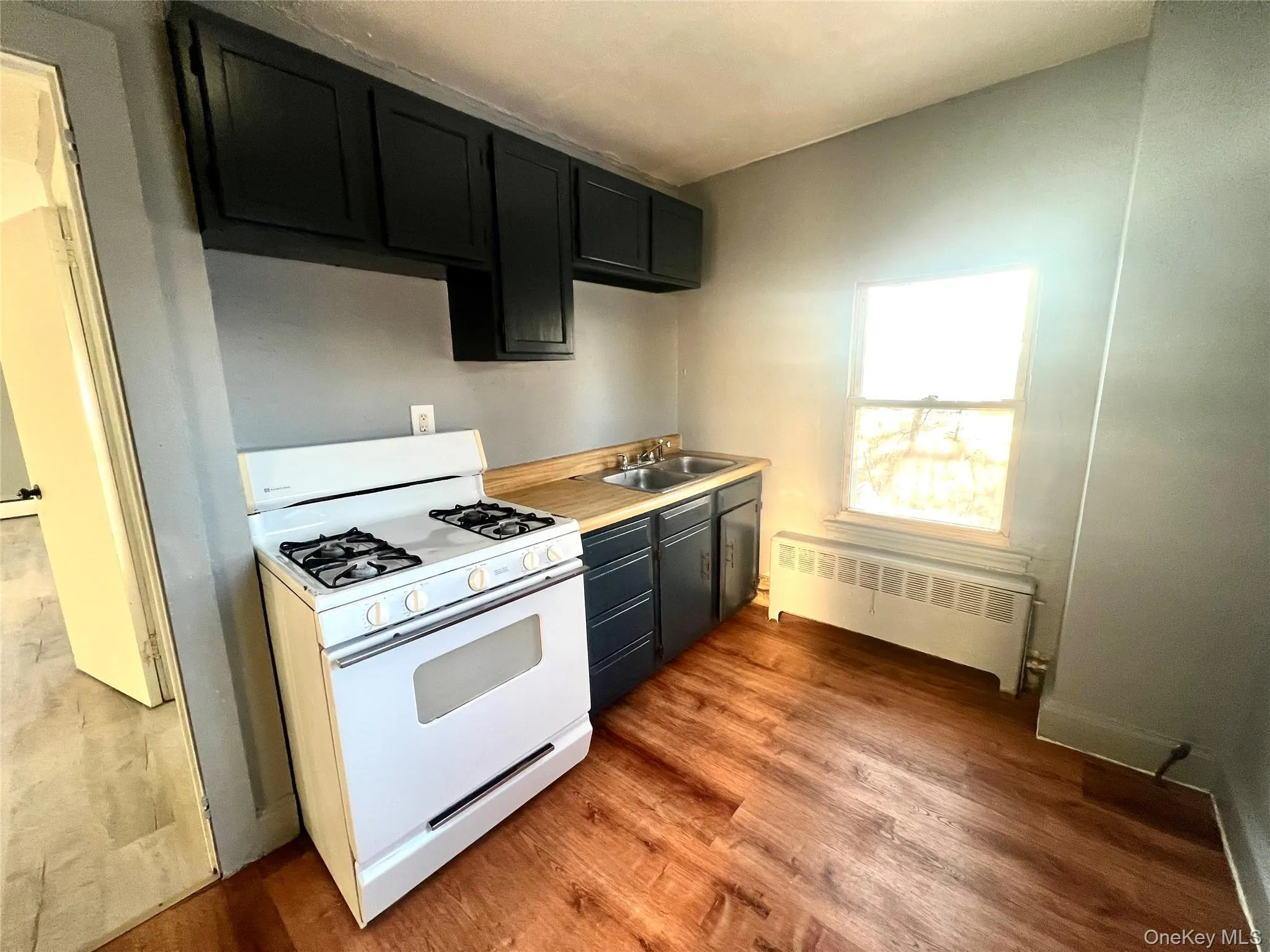 44 John Street, Middletown, NY, 1 Bedroom Bedrooms, 4 Rooms Rooms,1 BathroomBathrooms,Residential Lease,For Rent,John,0,957571 44 John Street, Middletown, NY, 1 Bedroom Bedrooms, 4 Rooms Rooms,1 BathroomBathrooms,Residential Lease,For Rent,John,0,957571