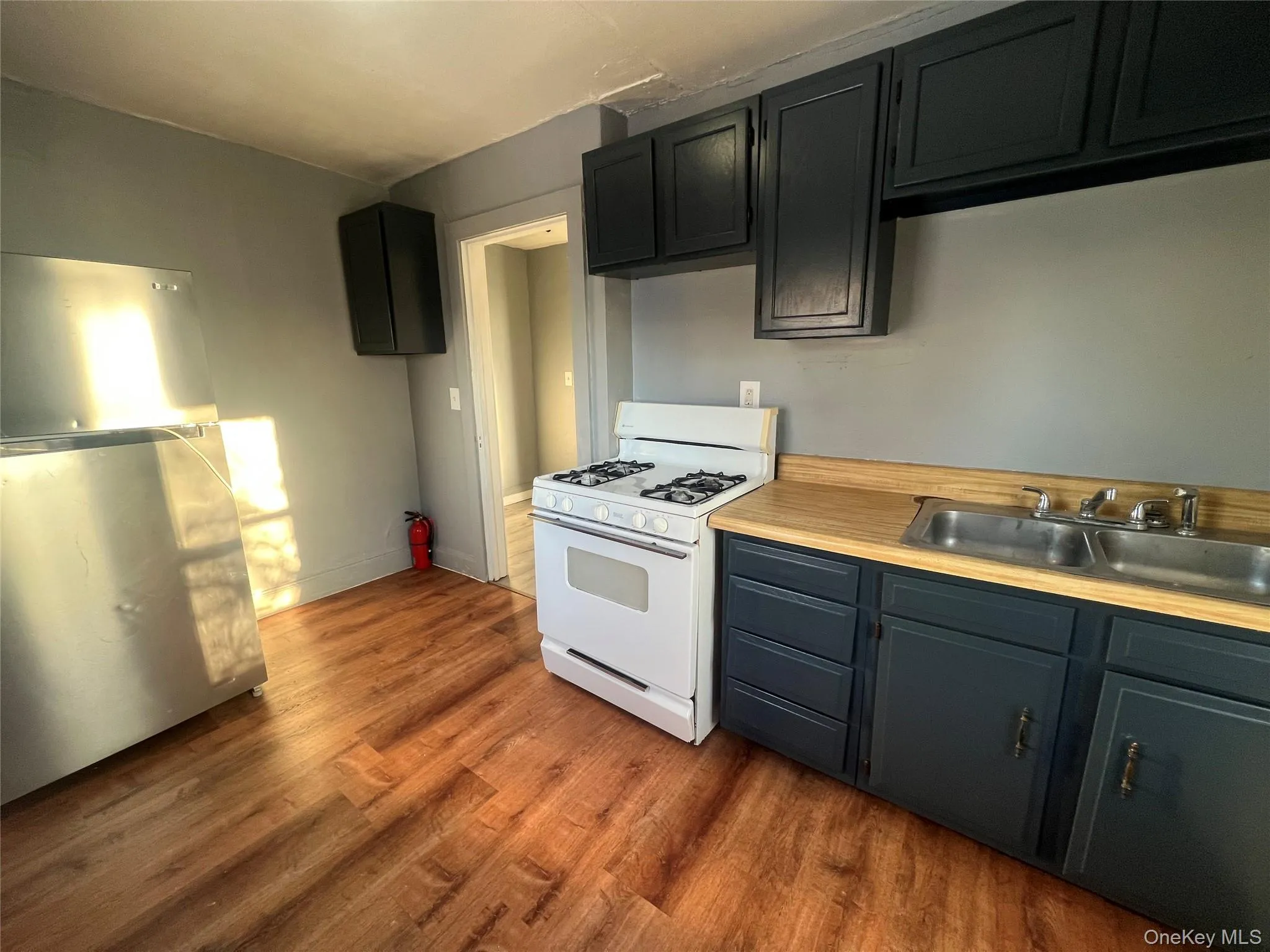 44 John Street, Middletown, NY, 1 Bedroom Bedrooms, 4 Rooms Rooms,1 BathroomBathrooms,Residential Lease,For Rent,John,0,957571 44 John Street, Middletown, NY, 1 Bedroom Bedrooms, 4 Rooms Rooms,1 BathroomBathrooms,Residential Lease,For Rent,John,0,957571