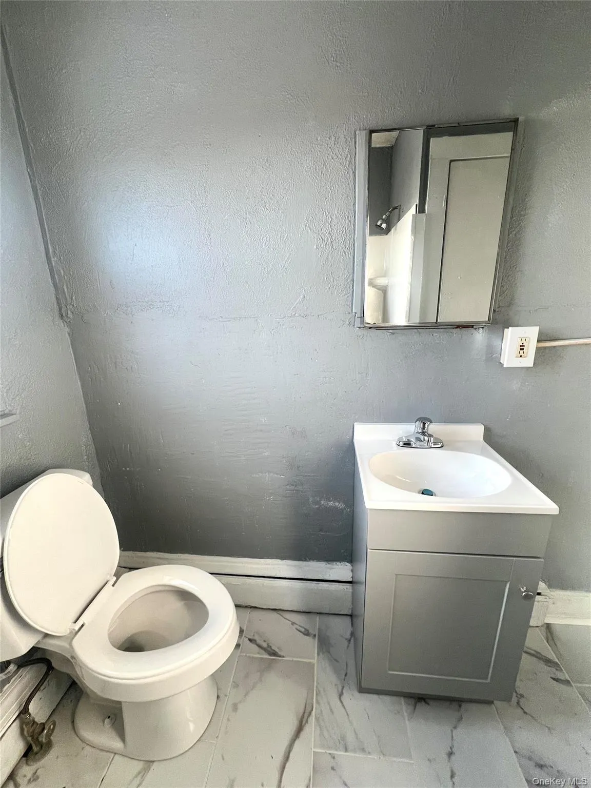 44 John Street, Middletown, NY, 1 Bedroom Bedrooms, 4 Rooms Rooms,1 BathroomBathrooms,Residential Lease,For Rent,John,0,957571 44 John Street, Middletown, NY, 1 Bedroom Bedrooms, 4 Rooms Rooms,1 BathroomBathrooms,Residential Lease,For Rent,John,0,957571