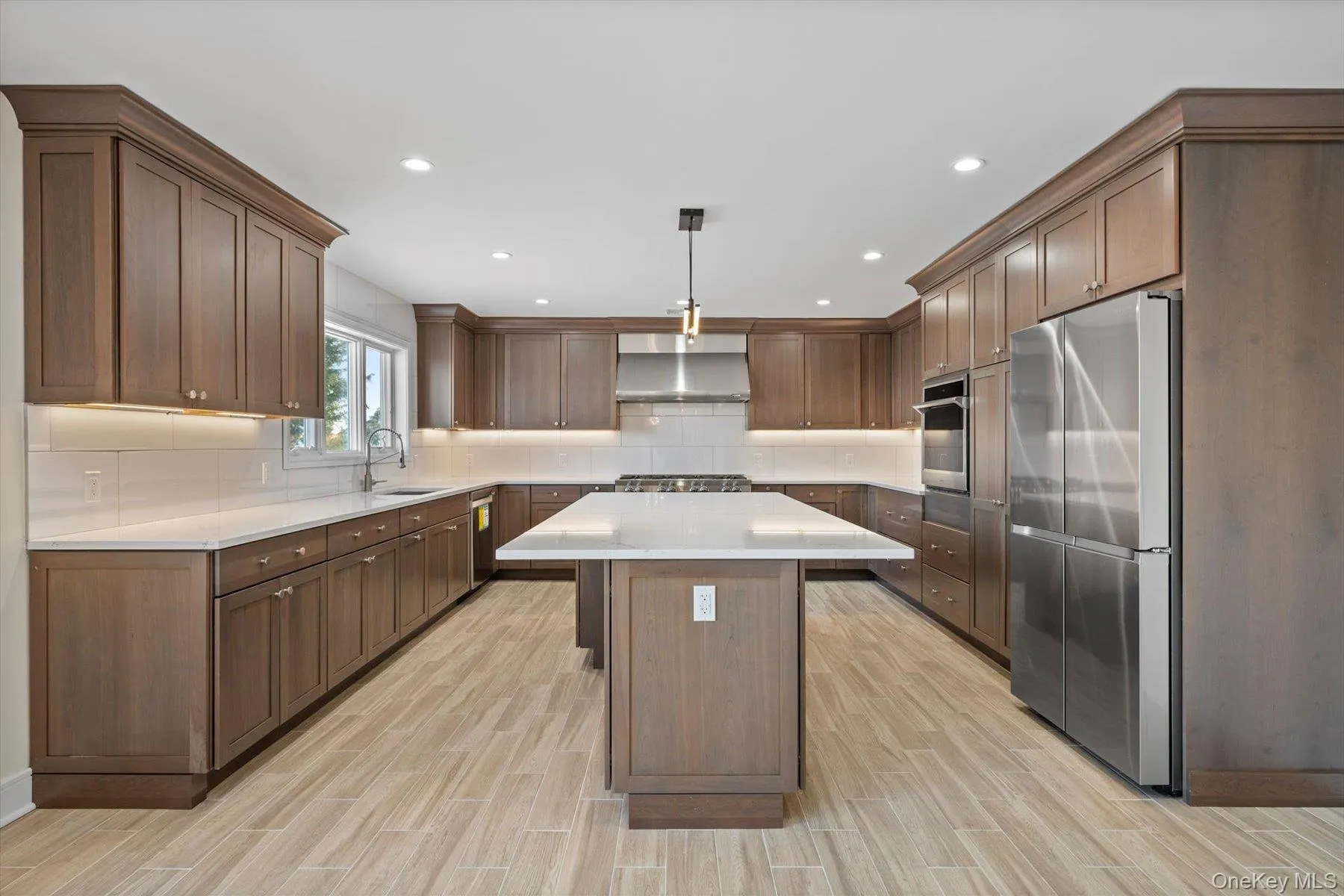 Large Gourmet Eat In Kitchen Large Gourmet Eat In Kitchen