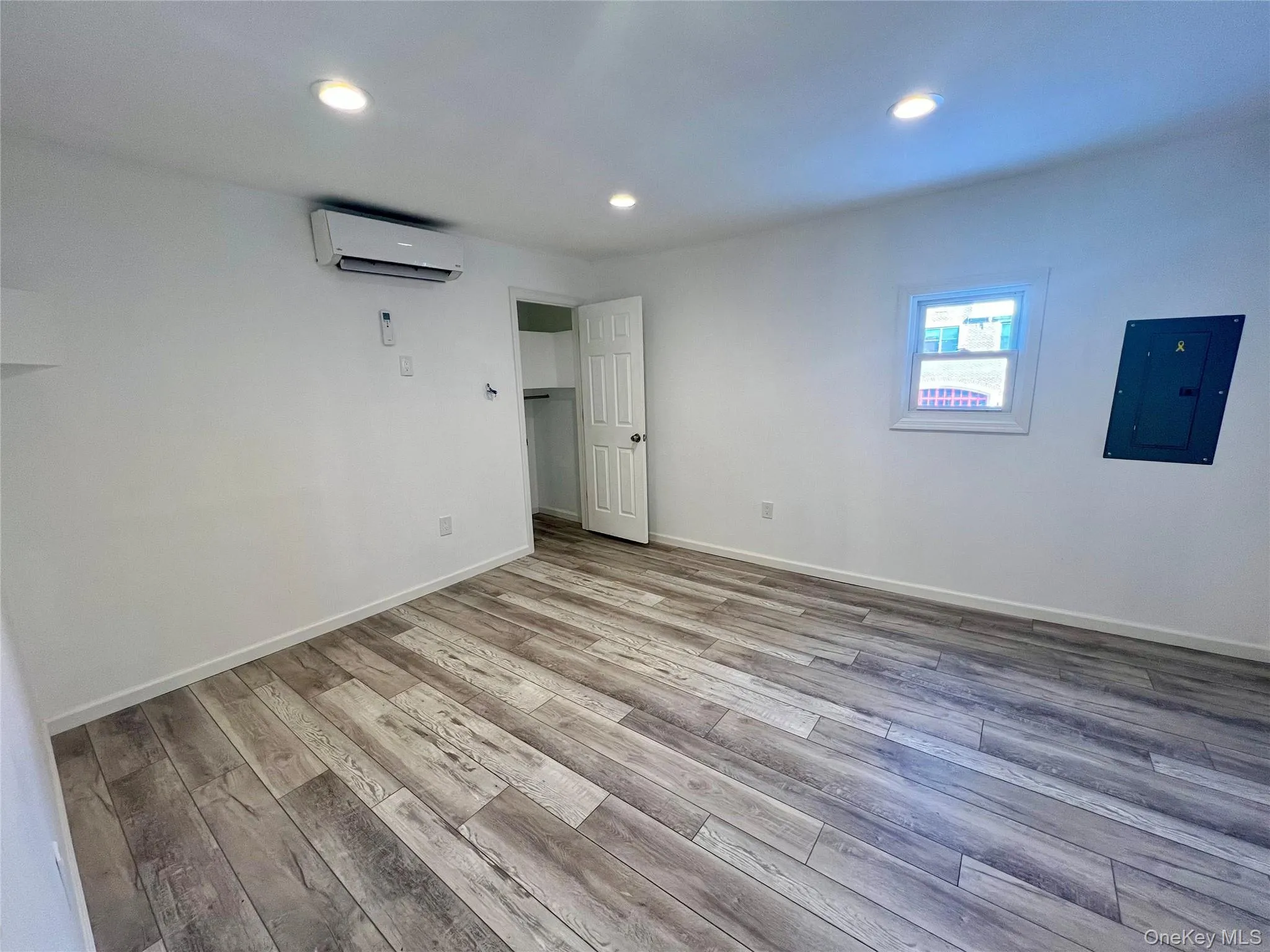 356 Main Street, Oyster Bay, NY, 1 Bedroom Bedrooms, 3 Rooms Rooms,1 BathroomBathrooms,Residential Lease,For Rent,Main,0,957594 356 Main Street, Oyster Bay, NY, 1 Bedroom Bedrooms, 3 Rooms Rooms,1 BathroomBathrooms,Residential Lease,For Rent,Main,0,957594