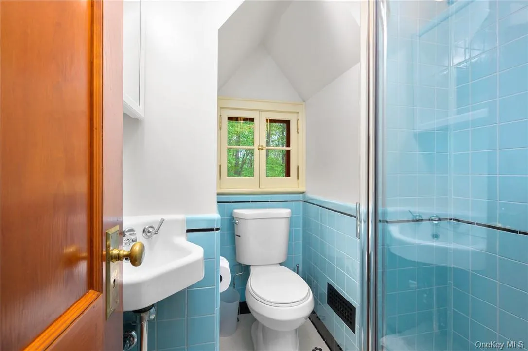 Bathroom On Second Floor Bathroom On Second Floor