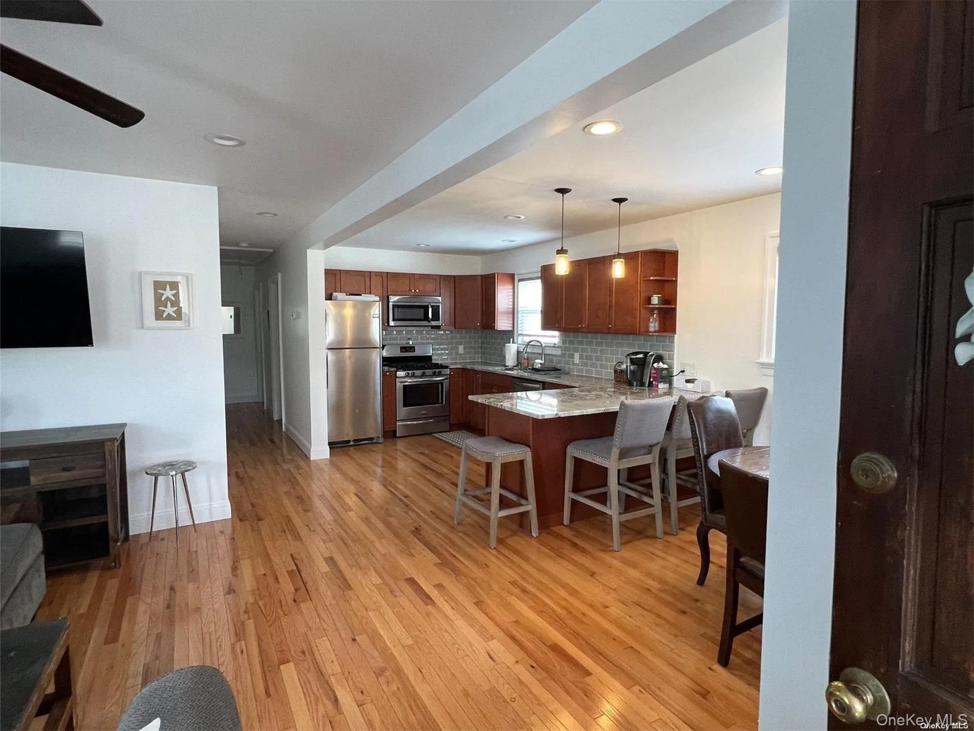 47 Brookline Avenue, Hempstead, NY, 3 Bedrooms Bedrooms, 6 Rooms Rooms,1 BathroomBathrooms,Residential Lease,For Rent,Brookline,0,957617 47 Brookline Avenue, Hempstead, NY, 3 Bedrooms Bedrooms, 6 Rooms Rooms,1 BathroomBathrooms,Residential Lease,For Rent,Brookline,0,957617