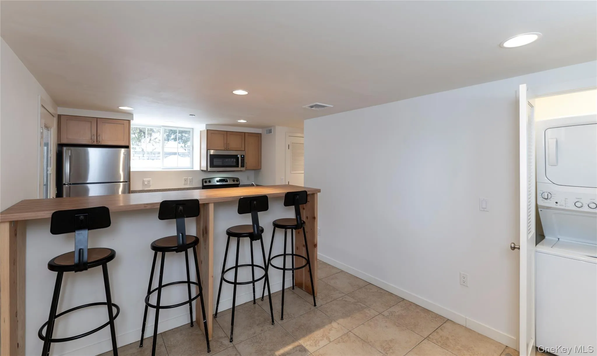 40 Prospect Street, Orangetown, NY, 1 Bedroom Bedrooms, 3 Rooms Rooms,1 BathroomBathrooms,Residential Lease,For Rent,Prospect,0,957643 40 Prospect Street, Orangetown, NY, 1 Bedroom Bedrooms, 3 Rooms Rooms,1 BathroomBathrooms,Residential Lease,For Rent,Prospect,0,957643