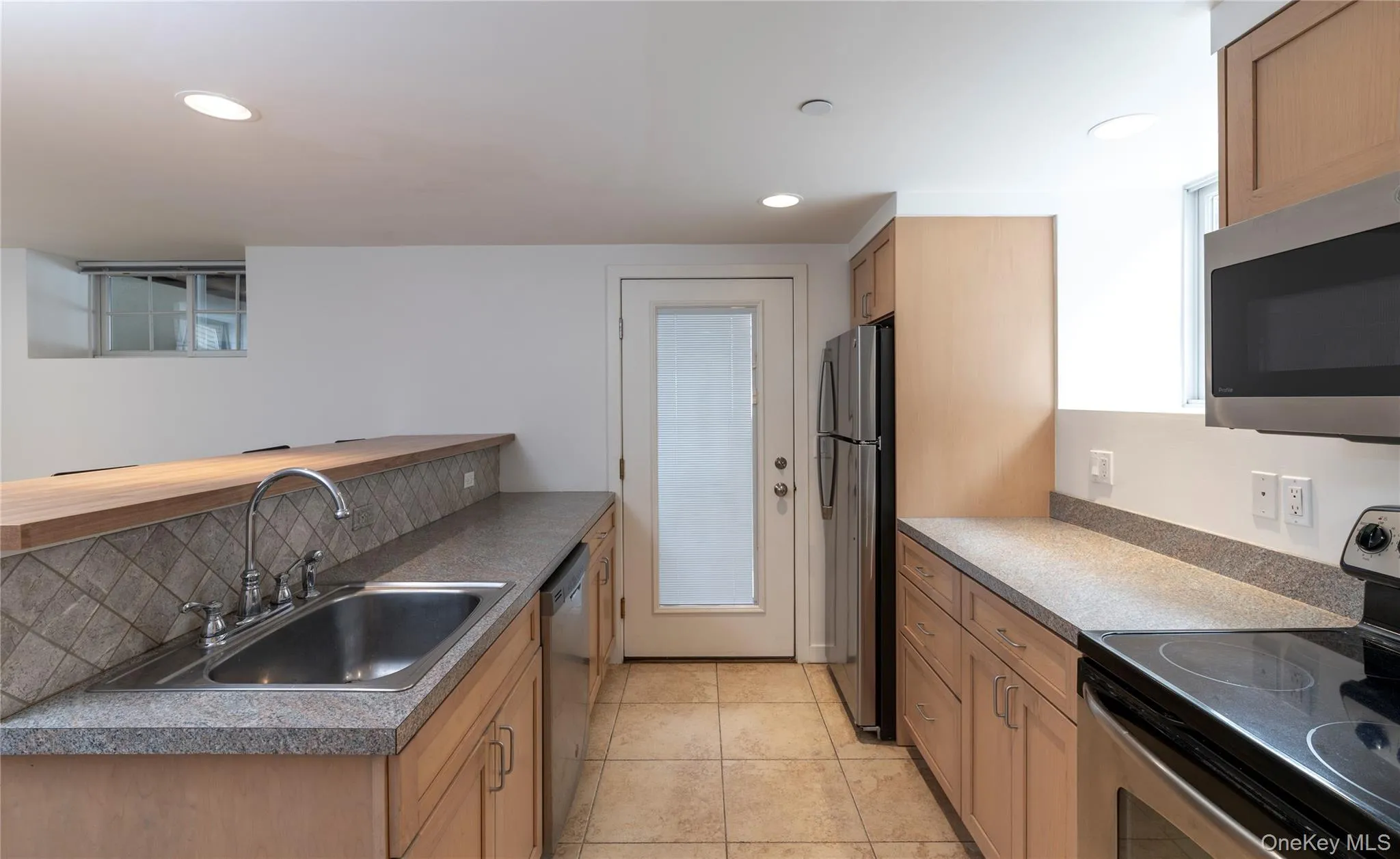 40 Prospect Street, Orangetown, NY, 1 Bedroom Bedrooms, 3 Rooms Rooms,1 BathroomBathrooms,Residential Lease,For Rent,Prospect,0,957643 40 Prospect Street, Orangetown, NY, 1 Bedroom Bedrooms, 3 Rooms Rooms,1 BathroomBathrooms,Residential Lease,For Rent,Prospect,0,957643