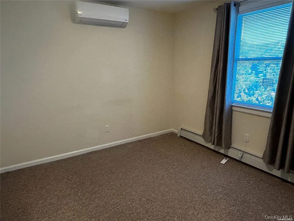 148 Hillside Avenue, North Hempstead, NY, 2 Bedrooms Bedrooms, 6 Rooms Rooms,1 BathroomBathrooms,Residential Lease,For Rent,Hillside,0,957704 148 Hillside Avenue, North Hempstead, NY, 2 Bedrooms Bedrooms, 6 Rooms Rooms,1 BathroomBathrooms,Residential Lease,For Rent,Hillside,0,957704