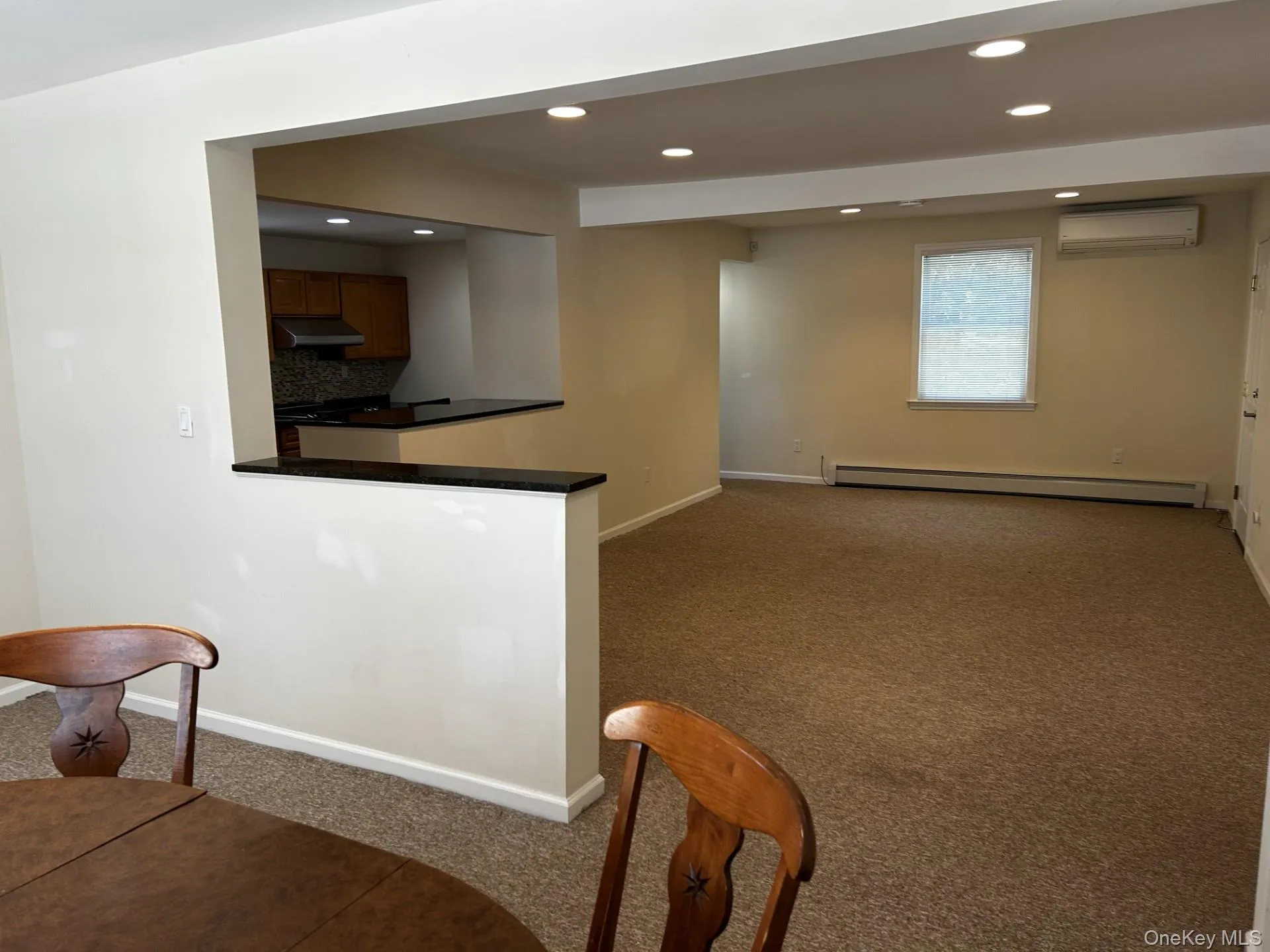 148 Hillside Avenue, North Hempstead, NY, 2 Bedrooms Bedrooms, 6 Rooms Rooms,1 BathroomBathrooms,Residential Lease,For Rent,Hillside,0,957704 148 Hillside Avenue, North Hempstead, NY, 2 Bedrooms Bedrooms, 6 Rooms Rooms,1 BathroomBathrooms,Residential Lease,For Rent,Hillside,0,957704