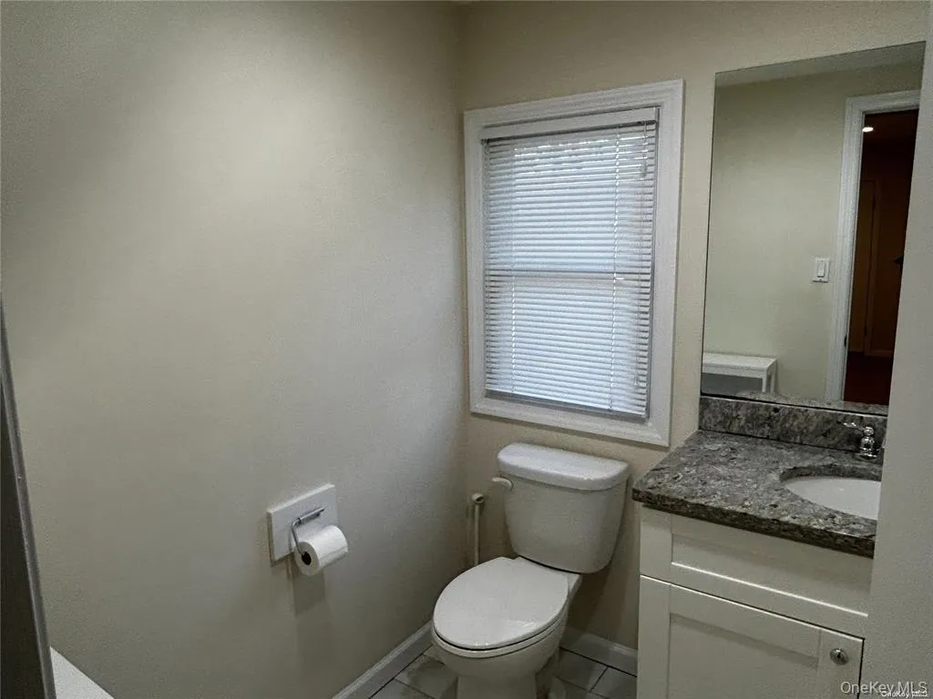148 Hillside Avenue, North Hempstead, NY, 2 Bedrooms Bedrooms, 6 Rooms Rooms,1 BathroomBathrooms,Residential Lease,For Rent,Hillside,0,957704 148 Hillside Avenue, North Hempstead, NY, 2 Bedrooms Bedrooms, 6 Rooms Rooms,1 BathroomBathrooms,Residential Lease,For Rent,Hillside,0,957704