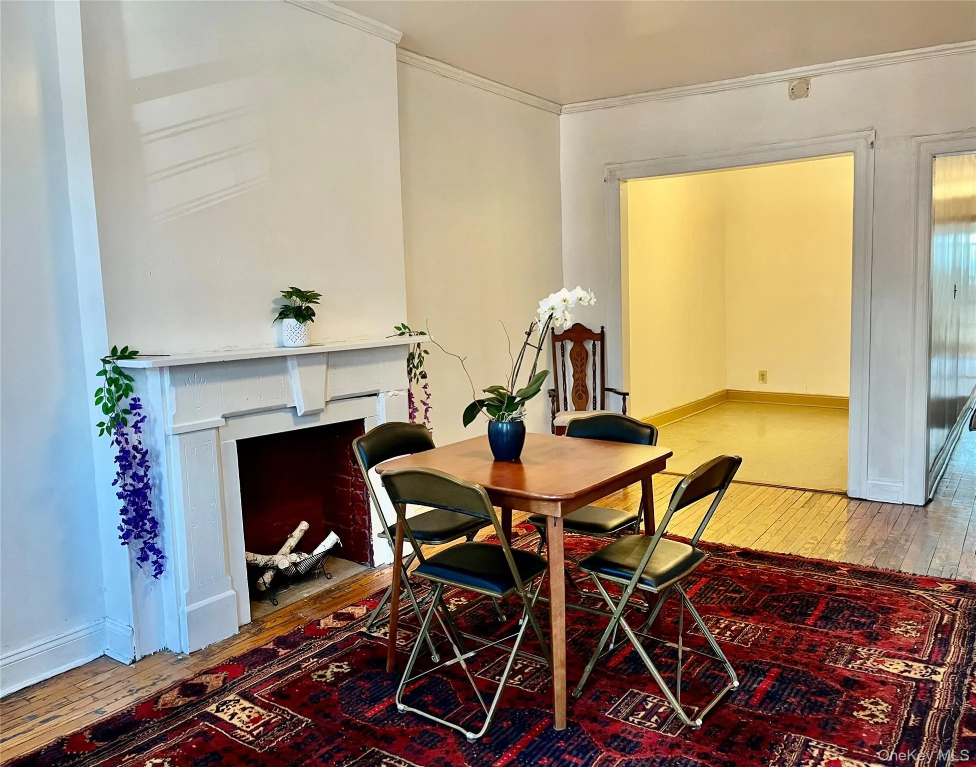 Beyond the livingroom is the 2nd bedroom on the left. Beyond the livingroom is the 2nd bedroom on the left.