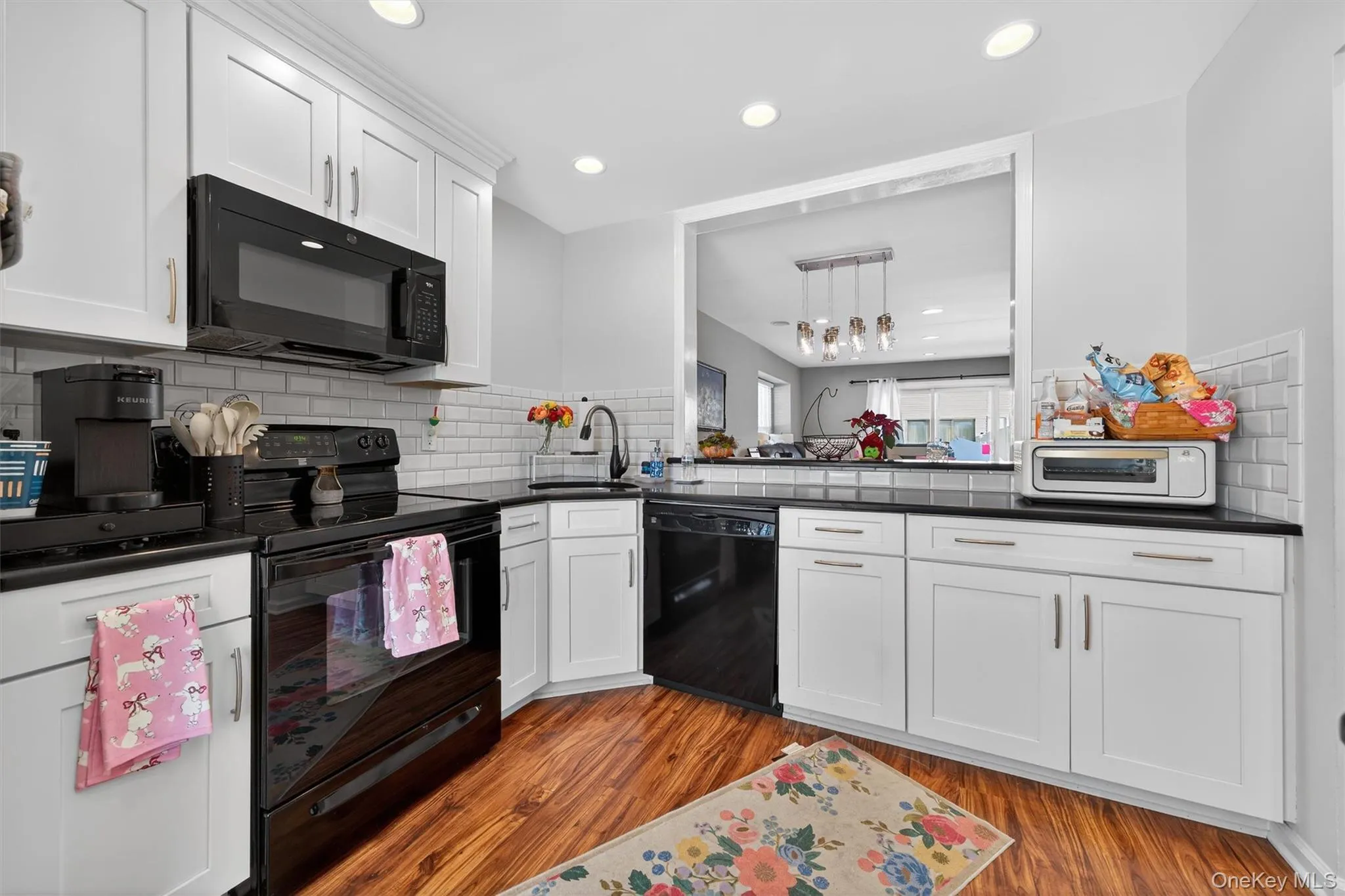 12 Brook Drive, Blooming Grove, NY, 2 Bedrooms Bedrooms, 6 Rooms Rooms,2 BathroomsBathrooms,Residential Lease,For Rent,Brook,0,957746 12 Brook Drive, Blooming Grove, NY, 2 Bedrooms Bedrooms, 6 Rooms Rooms,2 BathroomsBathrooms,Residential Lease,For Rent,Brook,0,957746