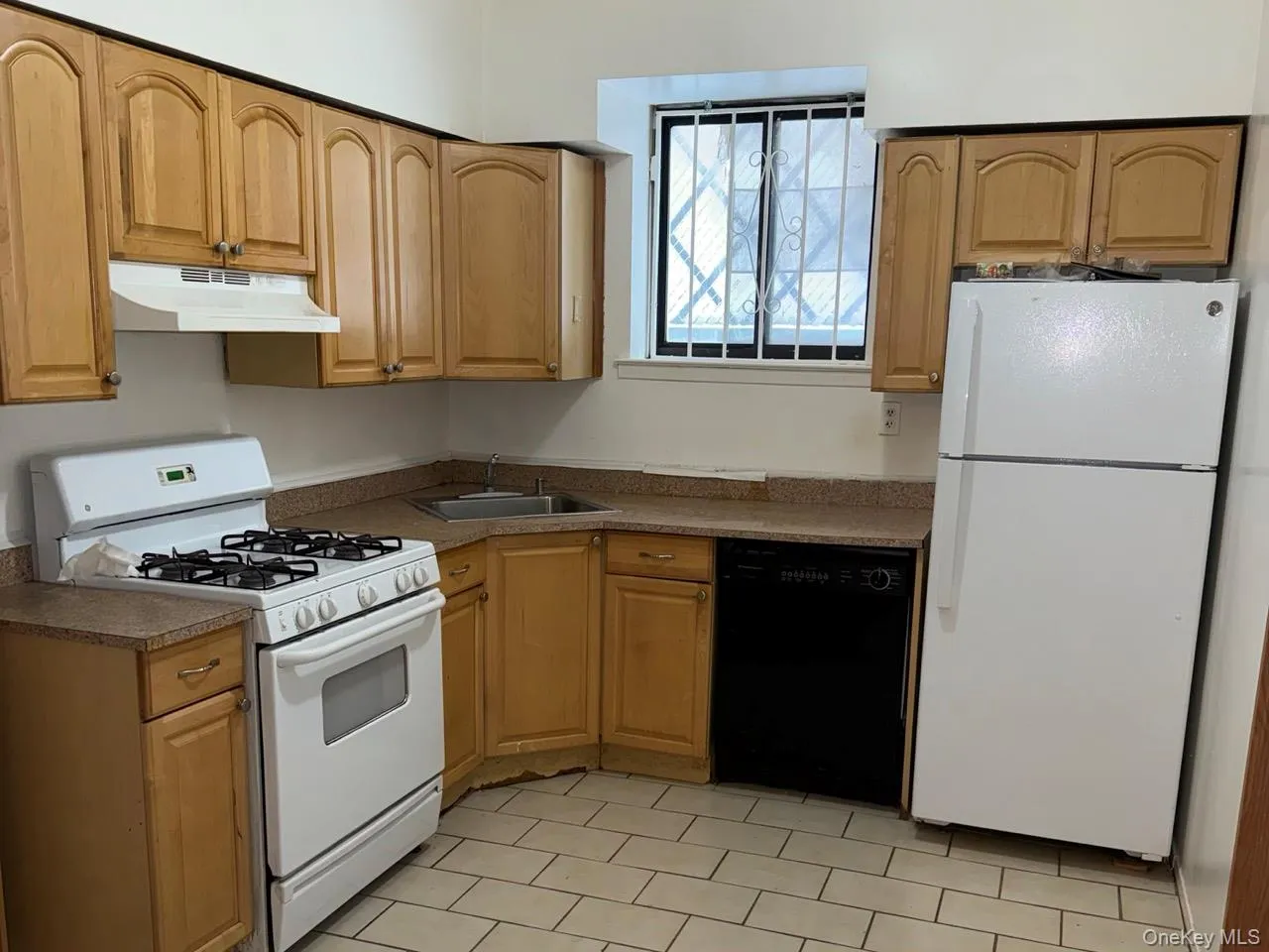 14726 Roosevelt Avenue, New York, NY, 2 Bedrooms Bedrooms, 6 Rooms Rooms,2 BathroomsBathrooms,Residential Lease,For Rent,Roosevelt,0,957794 14726 Roosevelt Avenue, New York, NY, 2 Bedrooms Bedrooms, 6 Rooms Rooms,2 BathroomsBathrooms,Residential Lease,For Rent,Roosevelt,0,957794