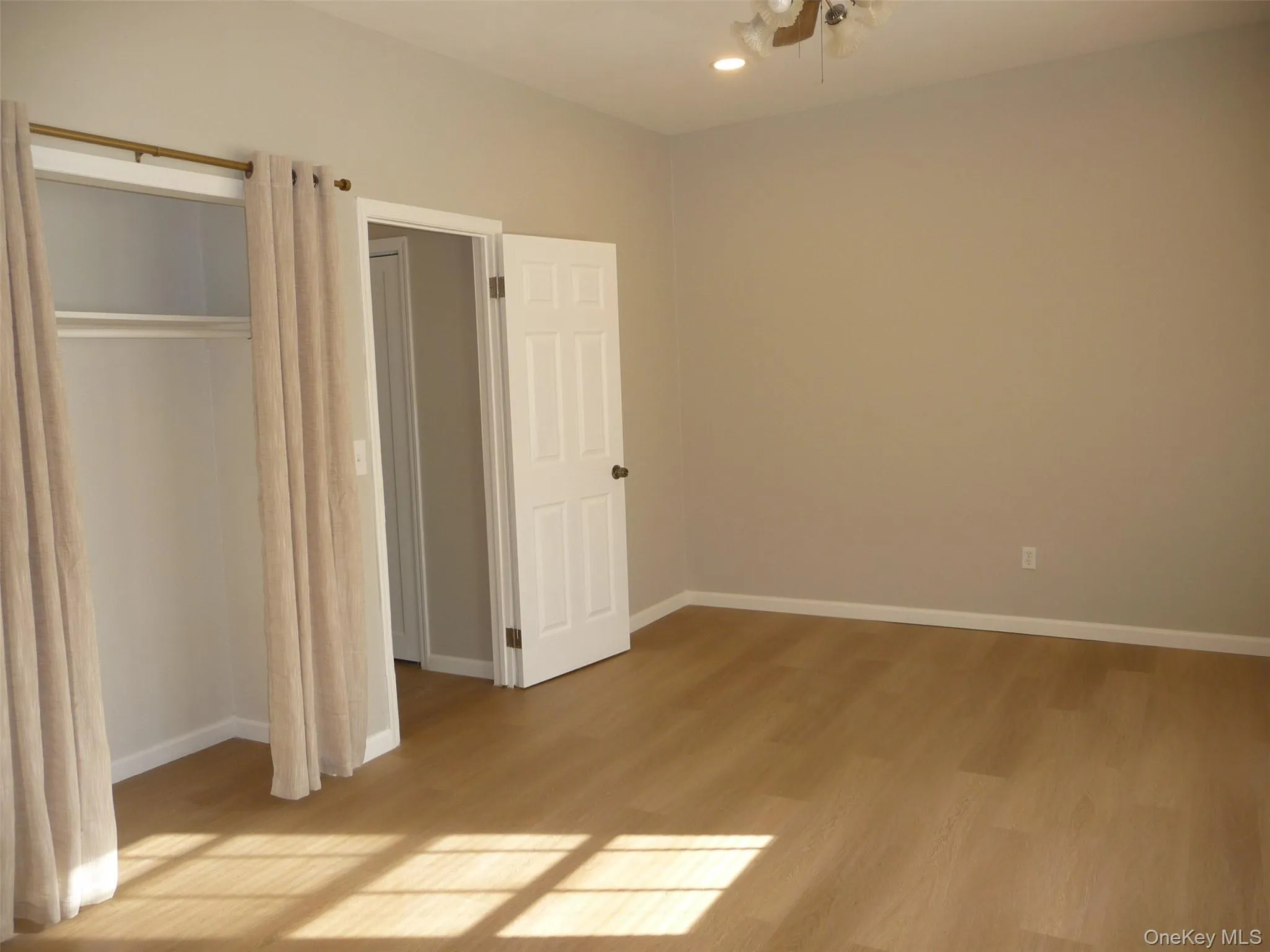 91 Sarah Lane, Middletown, NY, 3 Bedrooms Bedrooms, 7 Rooms Rooms,1 BathroomBathrooms,Residential Lease,For Rent,Sarah,0,957839 91 Sarah Lane, Middletown, NY, 3 Bedrooms Bedrooms, 7 Rooms Rooms,1 BathroomBathrooms,Residential Lease,For Rent,Sarah,0,957839