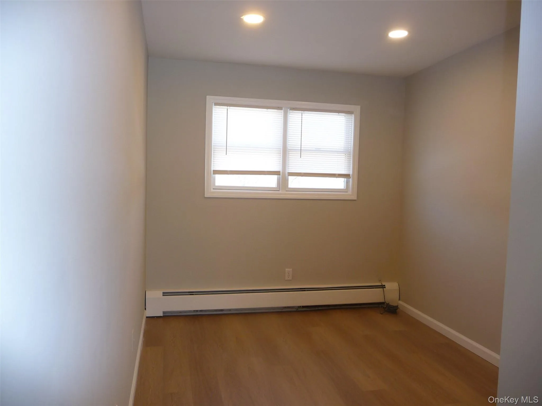 91 Sarah Lane, Middletown, NY, 3 Bedrooms Bedrooms, 7 Rooms Rooms,1 BathroomBathrooms,Residential Lease,For Rent,Sarah,0,957839 91 Sarah Lane, Middletown, NY, 3 Bedrooms Bedrooms, 7 Rooms Rooms,1 BathroomBathrooms,Residential Lease,For Rent,Sarah,0,957839