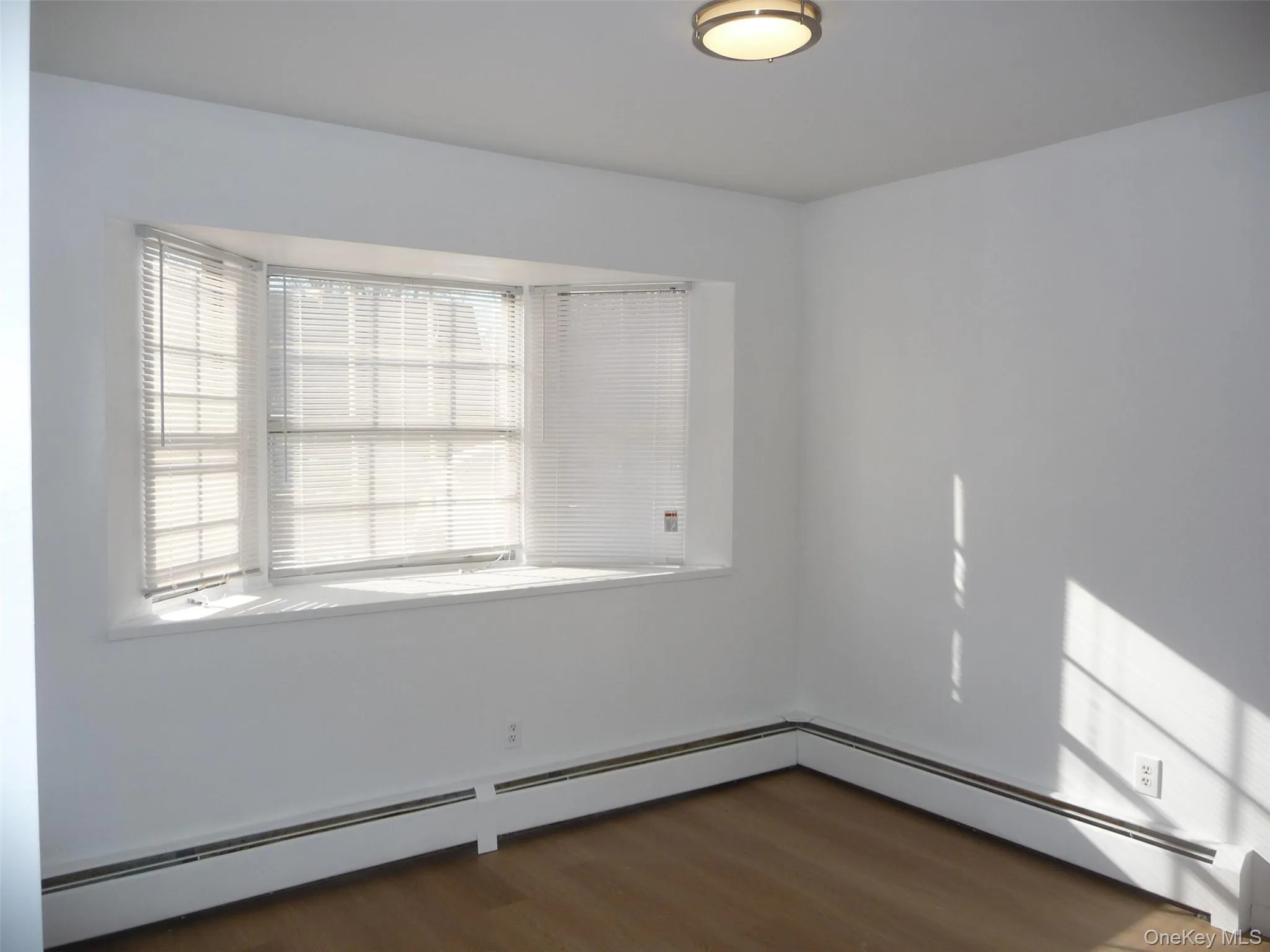 91 Sarah Lane, Middletown, NY, 3 Bedrooms Bedrooms, 7 Rooms Rooms,1 BathroomBathrooms,Residential Lease,For Rent,Sarah,0,957839 91 Sarah Lane, Middletown, NY, 3 Bedrooms Bedrooms, 7 Rooms Rooms,1 BathroomBathrooms,Residential Lease,For Rent,Sarah,0,957839