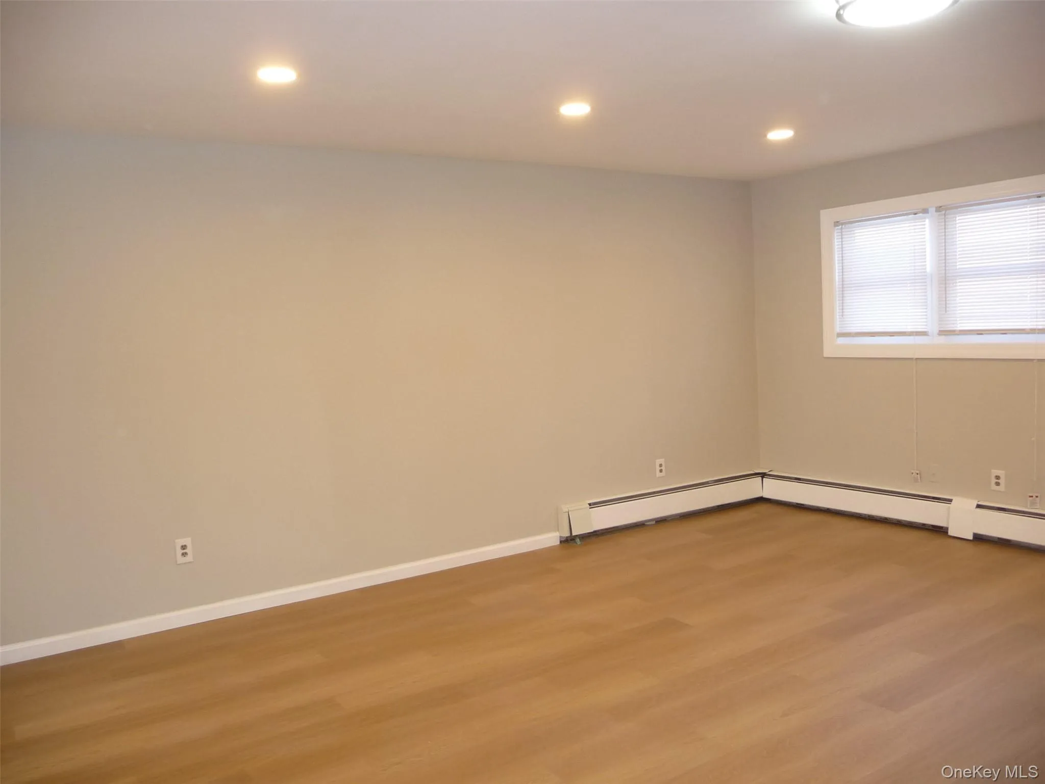 91 Sarah Lane, Middletown, NY, 3 Bedrooms Bedrooms, 7 Rooms Rooms,1 BathroomBathrooms,Residential Lease,For Rent,Sarah,0,957839 91 Sarah Lane, Middletown, NY, 3 Bedrooms Bedrooms, 7 Rooms Rooms,1 BathroomBathrooms,Residential Lease,For Rent,Sarah,0,957839