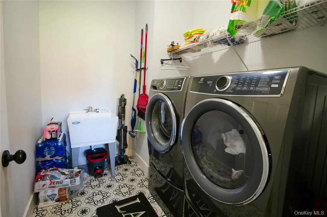 1st floor laundry room 1st floor laundry room