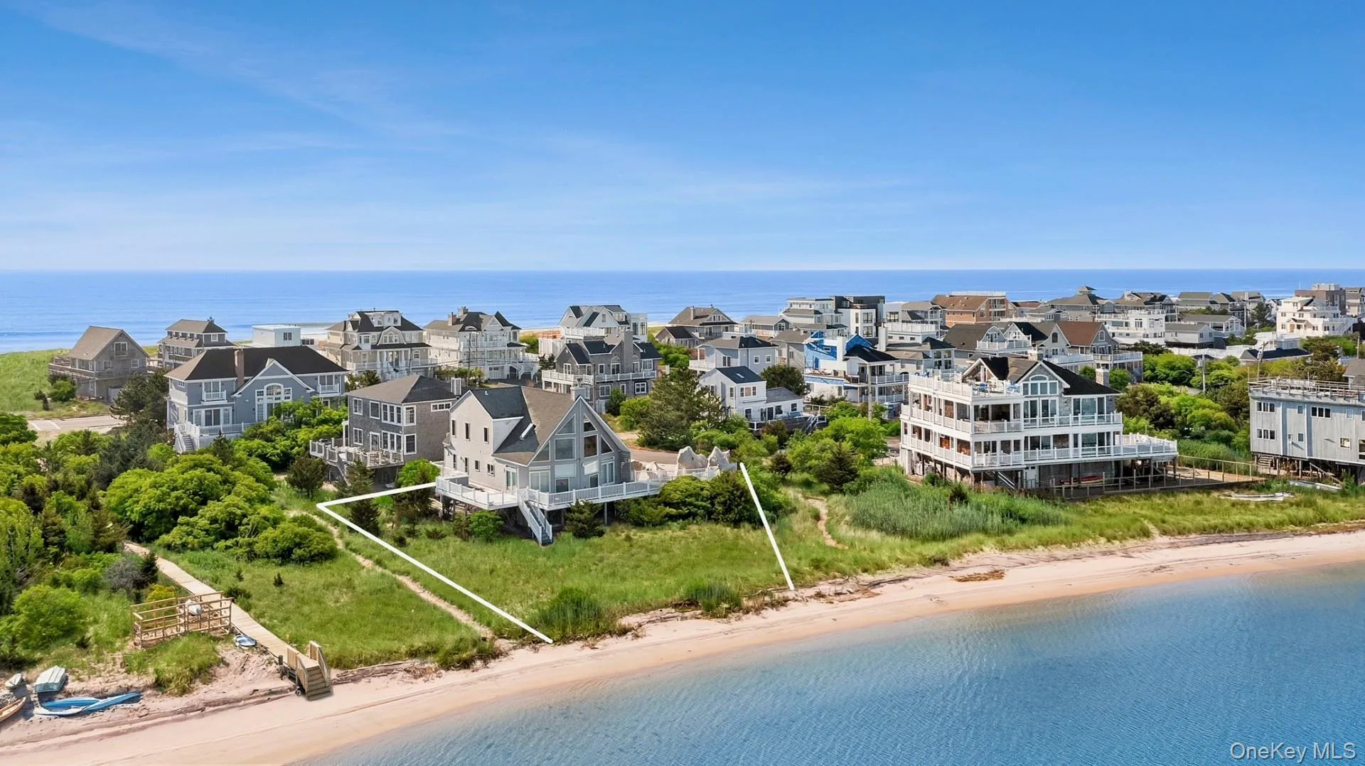 8 Dune Lane, Southampton, NY, 4 Bedrooms Bedrooms, 7 Rooms Rooms,2 BathroomsBathrooms,Residential,For Rent,Dune,0,957886 8 Dune Lane, Southampton, NY, 4 Bedrooms Bedrooms, 7 Rooms Rooms,2 BathroomsBathrooms,Residential,For Rent,Dune,0,957886