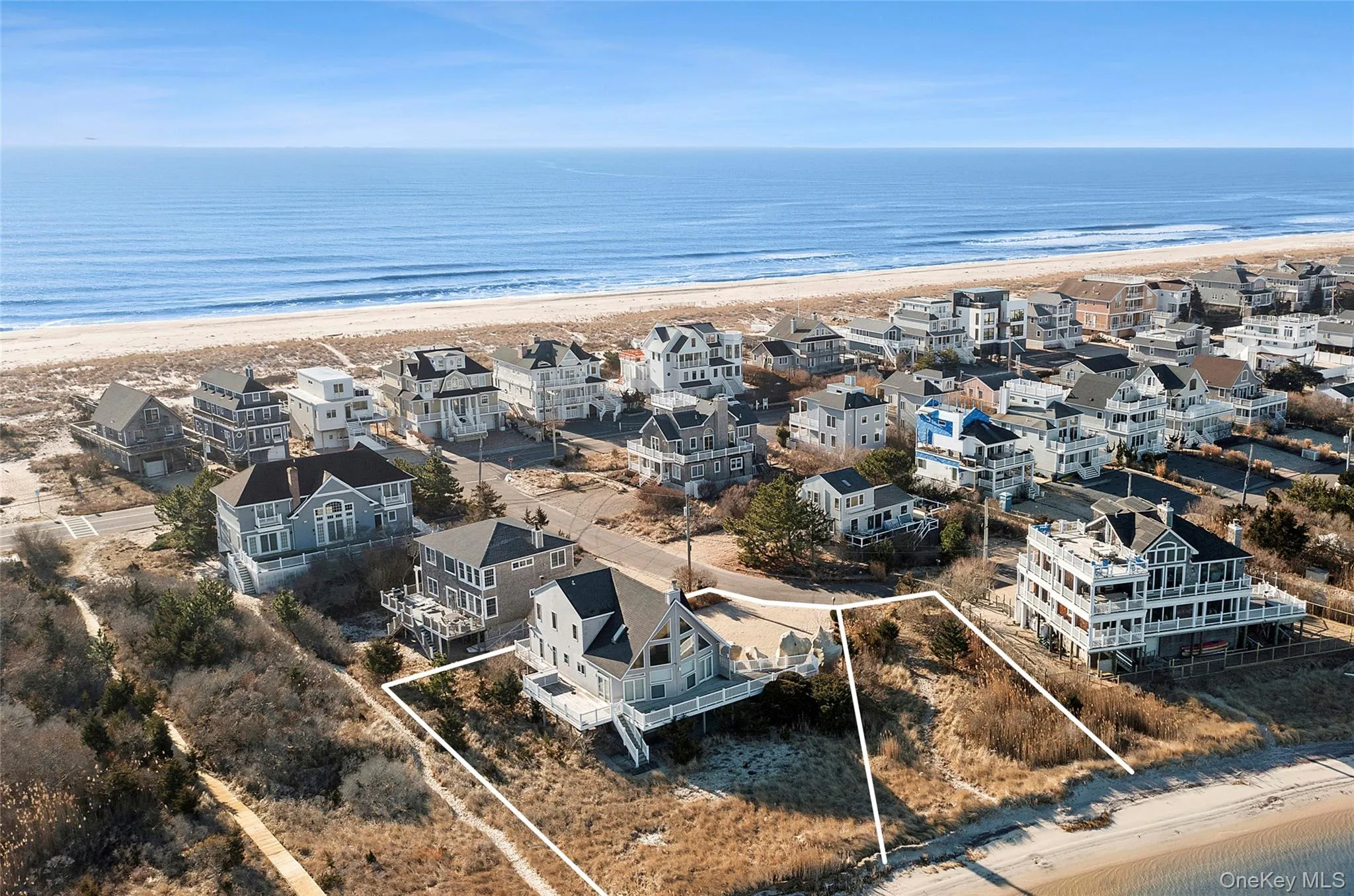 8 Dune Lane, Southampton, NY, 4 Bedrooms Bedrooms, 7 Rooms Rooms,2 BathroomsBathrooms,Residential,For Rent,Dune,0,957886 8 Dune Lane, Southampton, NY, 4 Bedrooms Bedrooms, 7 Rooms Rooms,2 BathroomsBathrooms,Residential,For Rent,Dune,0,957886