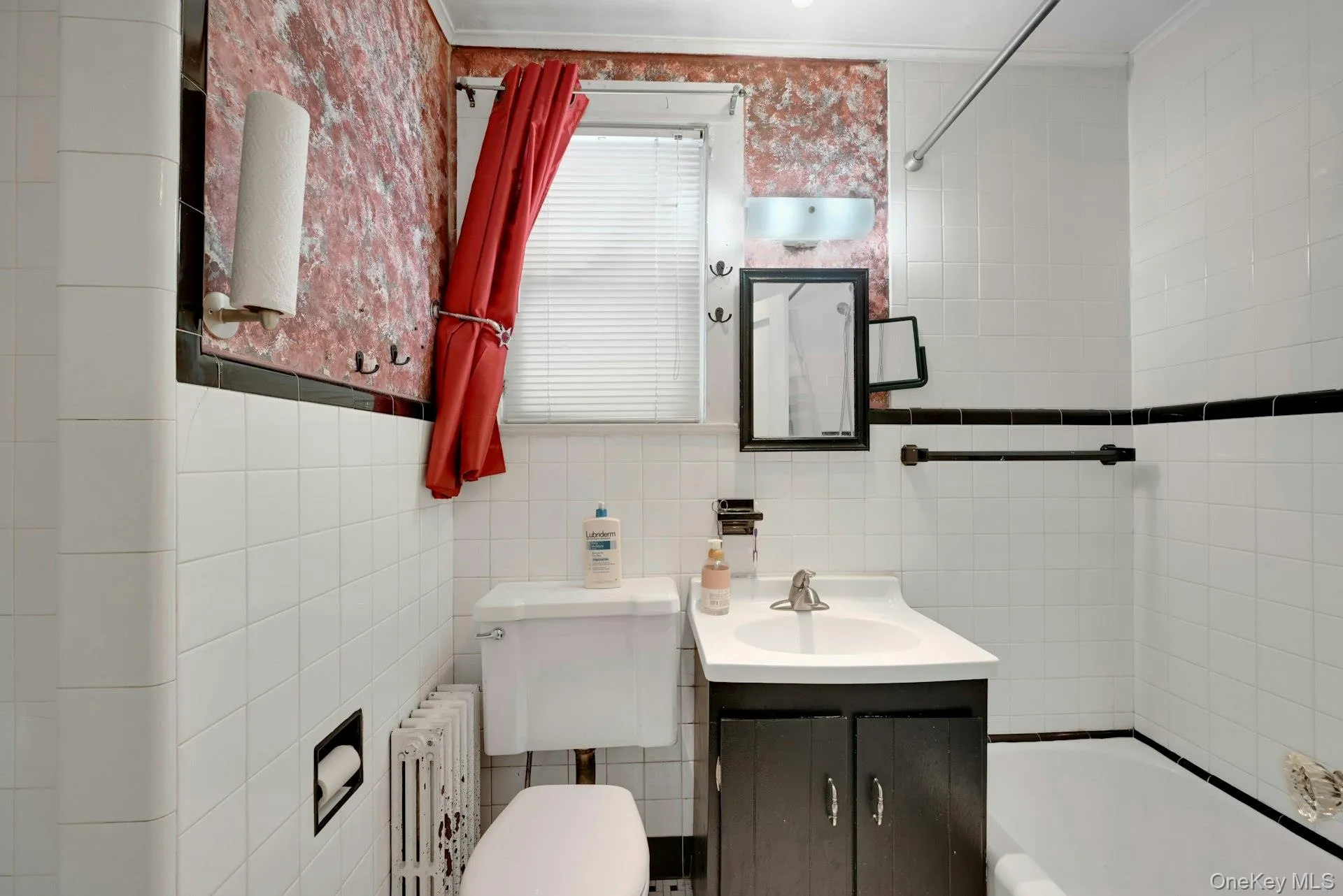 42 Williams Avenue, Ramapo, NY, 4 Bedrooms Bedrooms, 8 Rooms Rooms,1 BathroomBathrooms,Residential Lease,For Rent,Williams,0,957905 42 Williams Avenue, Ramapo, NY, 4 Bedrooms Bedrooms, 8 Rooms Rooms,1 BathroomBathrooms,Residential Lease,For Rent,Williams,0,957905