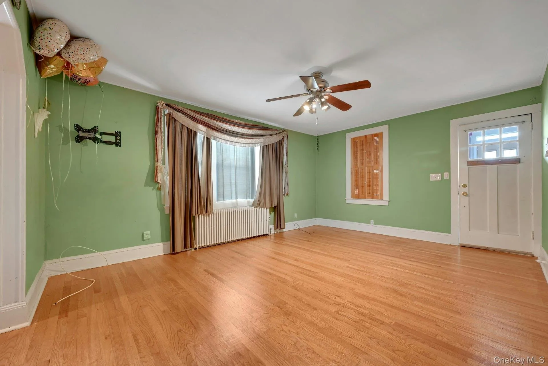 42 Williams Avenue, Ramapo, NY, 4 Bedrooms Bedrooms, 8 Rooms Rooms,1 BathroomBathrooms,Residential Lease,For Rent,Williams,0,957905 42 Williams Avenue, Ramapo, NY, 4 Bedrooms Bedrooms, 8 Rooms Rooms,1 BathroomBathrooms,Residential Lease,For Rent,Williams,0,957905