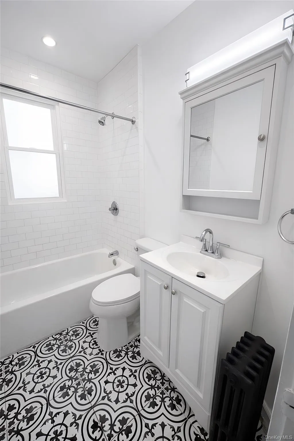 63 Elm Street, New York, NY, 3 Bedrooms Bedrooms, 7 Rooms Rooms,1 BathroomBathrooms,Residential Lease,For Rent,Elm Street,0,957919 63 Elm Street, New York, NY, 3 Bedrooms Bedrooms, 7 Rooms Rooms,1 BathroomBathrooms,Residential Lease,For Rent,Elm Street,0,957919