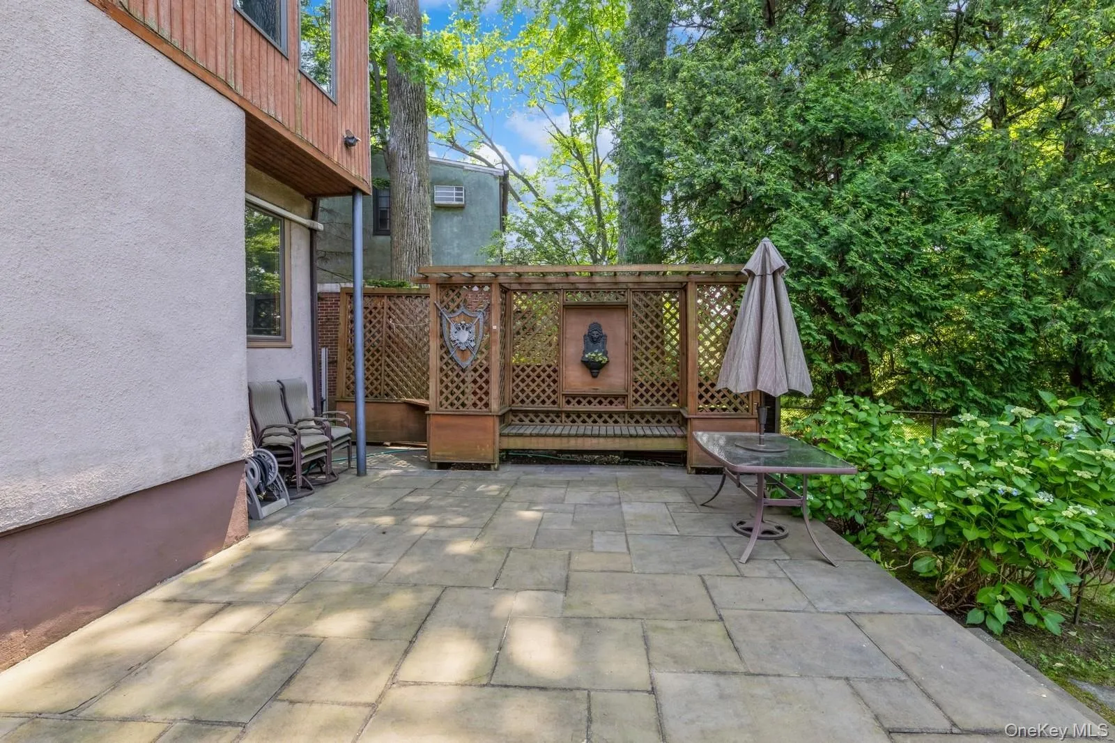 19615 Como Avenue, New York, NY, 4 Bedrooms Bedrooms, 9 Rooms Rooms,2 BathroomsBathrooms,Residential Lease,For Rent,Como,0,957963 19615 Como Avenue, New York, NY, 4 Bedrooms Bedrooms, 9 Rooms Rooms,2 BathroomsBathrooms,Residential Lease,For Rent,Como,0,957963