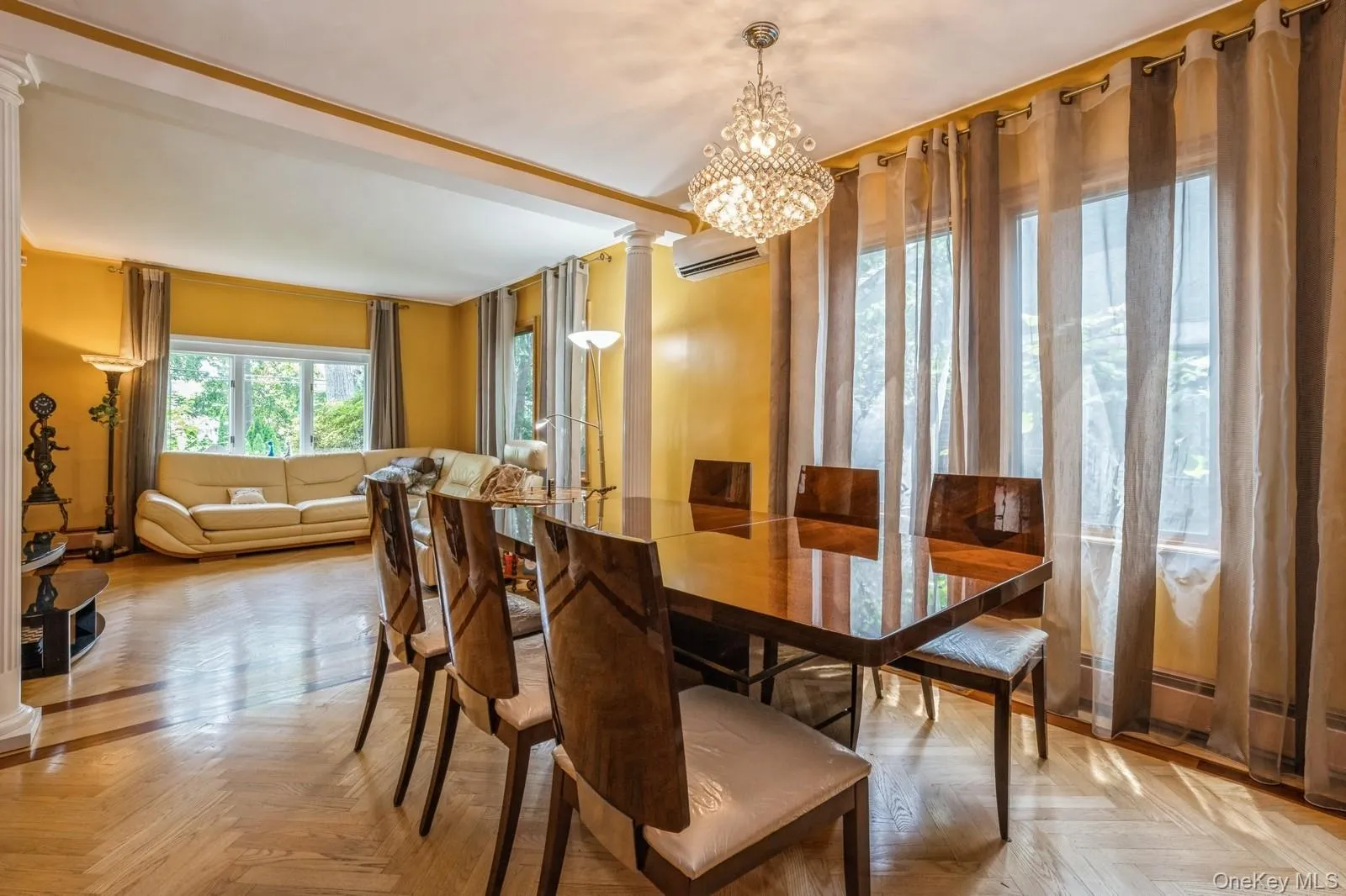 19615 Como Avenue, New York, NY, 4 Bedrooms Bedrooms, 9 Rooms Rooms,2 BathroomsBathrooms,Residential Lease,For Rent,Como,0,957963 19615 Como Avenue, New York, NY, 4 Bedrooms Bedrooms, 9 Rooms Rooms,2 BathroomsBathrooms,Residential Lease,For Rent,Como,0,957963