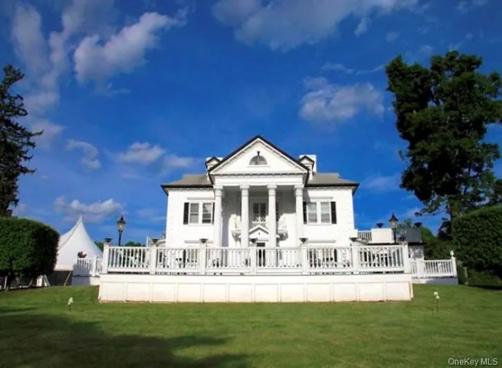 Belvedere Mansion at Pawling Manor Belvedere Mansion at Pawling Manor