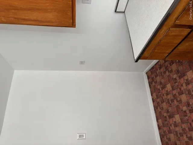 209-10 41 Avenue, New York, NY, 3 Rooms Rooms,1 BathroomBathrooms,Residential,For Rent,41,0,957975 209-10 41 Avenue, New York, NY, 3 Rooms Rooms,1 BathroomBathrooms,Residential,For Rent,41,0,957975