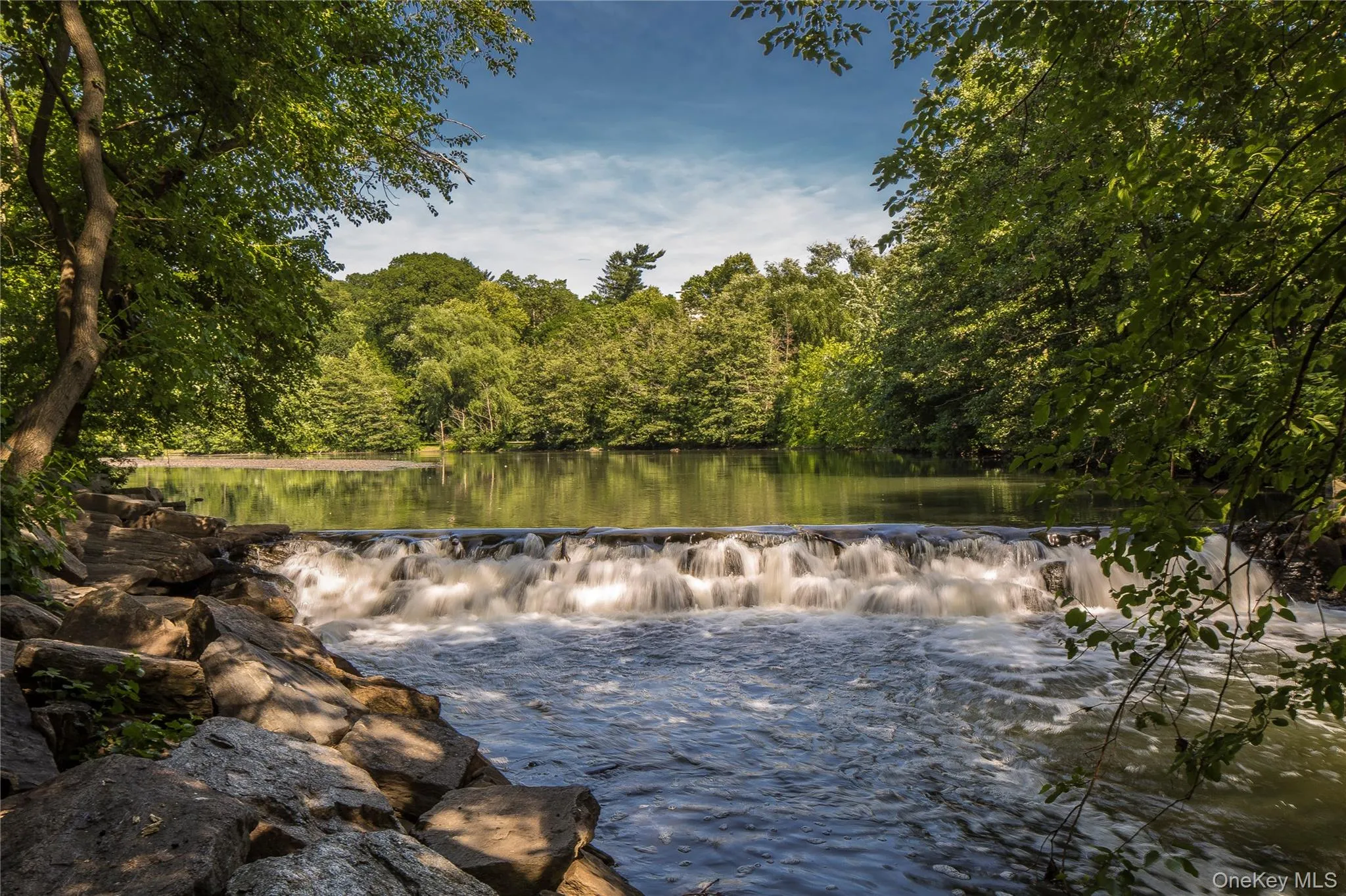 Bronx River Path. Bronx River Path.