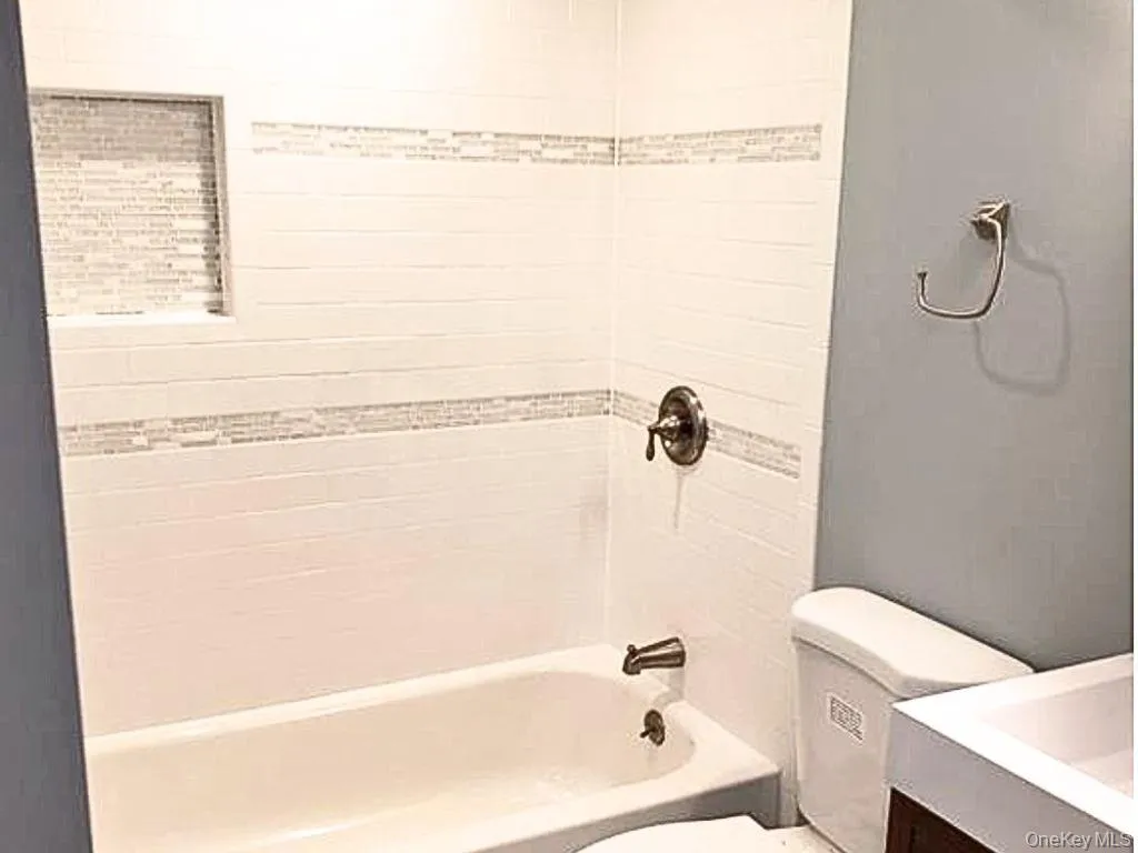 23 Sierra Court, Brookhaven, NY, 1 Bedroom Bedrooms, 3 Rooms Rooms,1 BathroomBathrooms,Residential Lease,For Rent,Sierra,0,958054 23 Sierra Court, Brookhaven, NY, 1 Bedroom Bedrooms, 3 Rooms Rooms,1 BathroomBathrooms,Residential Lease,For Rent,Sierra,0,958054