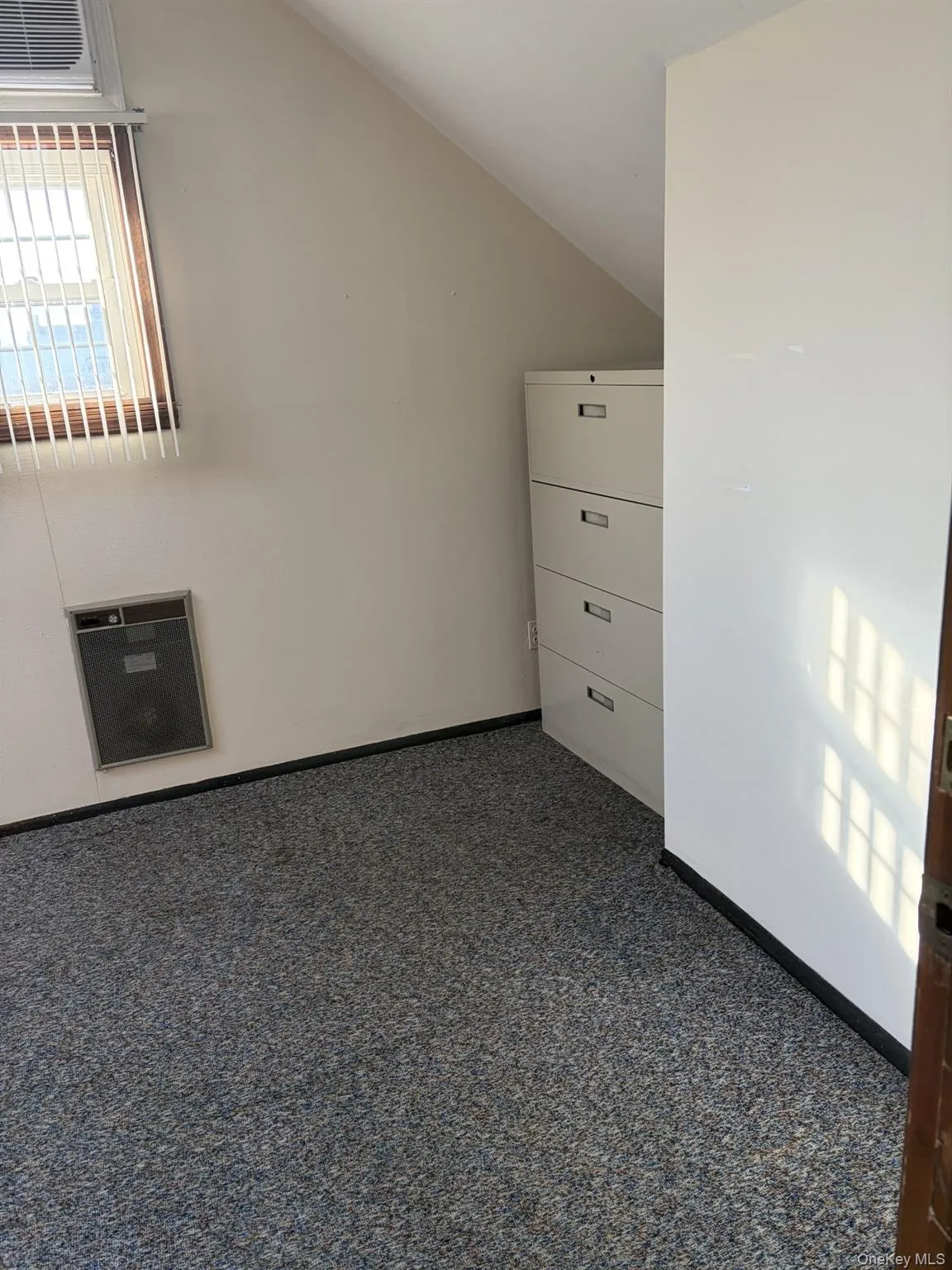 79 B Hillside Avenue, North Hempstead, NY, ,Commercial Lease,For Rent,Hillside,0,958065 79 B Hillside Avenue, North Hempstead, NY, ,Commercial Lease,For Rent,Hillside,0,958065