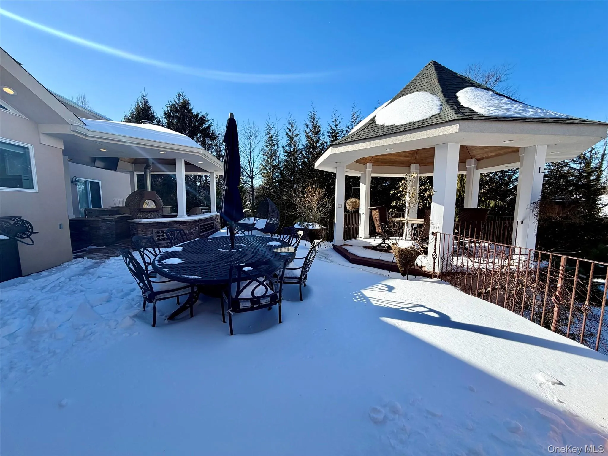 5 Glen Hill Court, Huntington, NY, 5 Bedrooms Bedrooms, 11 Rooms Rooms,4 BathroomsBathrooms,Residential Lease,For Rent,Glen Hill,0,958073 5 Glen Hill Court, Huntington, NY, 5 Bedrooms Bedrooms, 11 Rooms Rooms,4 BathroomsBathrooms,Residential Lease,For Rent,Glen Hill,0,958073