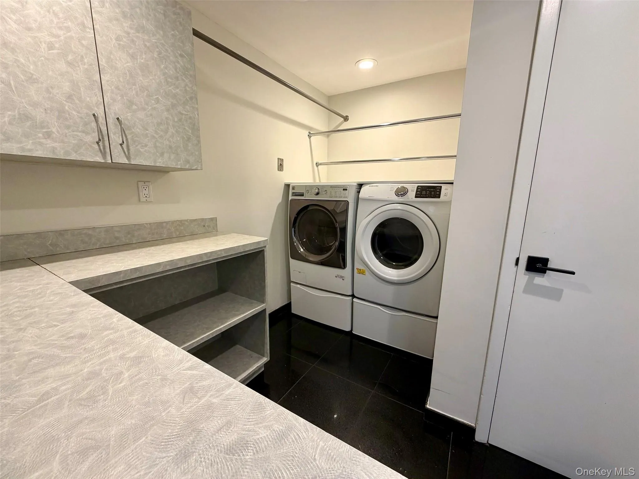 5 Glen Hill Court, Huntington, NY, 5 Bedrooms Bedrooms, 11 Rooms Rooms,4 BathroomsBathrooms,Residential Lease,For Rent,Glen Hill,0,958073 5 Glen Hill Court, Huntington, NY, 5 Bedrooms Bedrooms, 11 Rooms Rooms,4 BathroomsBathrooms,Residential Lease,For Rent,Glen Hill,0,958073