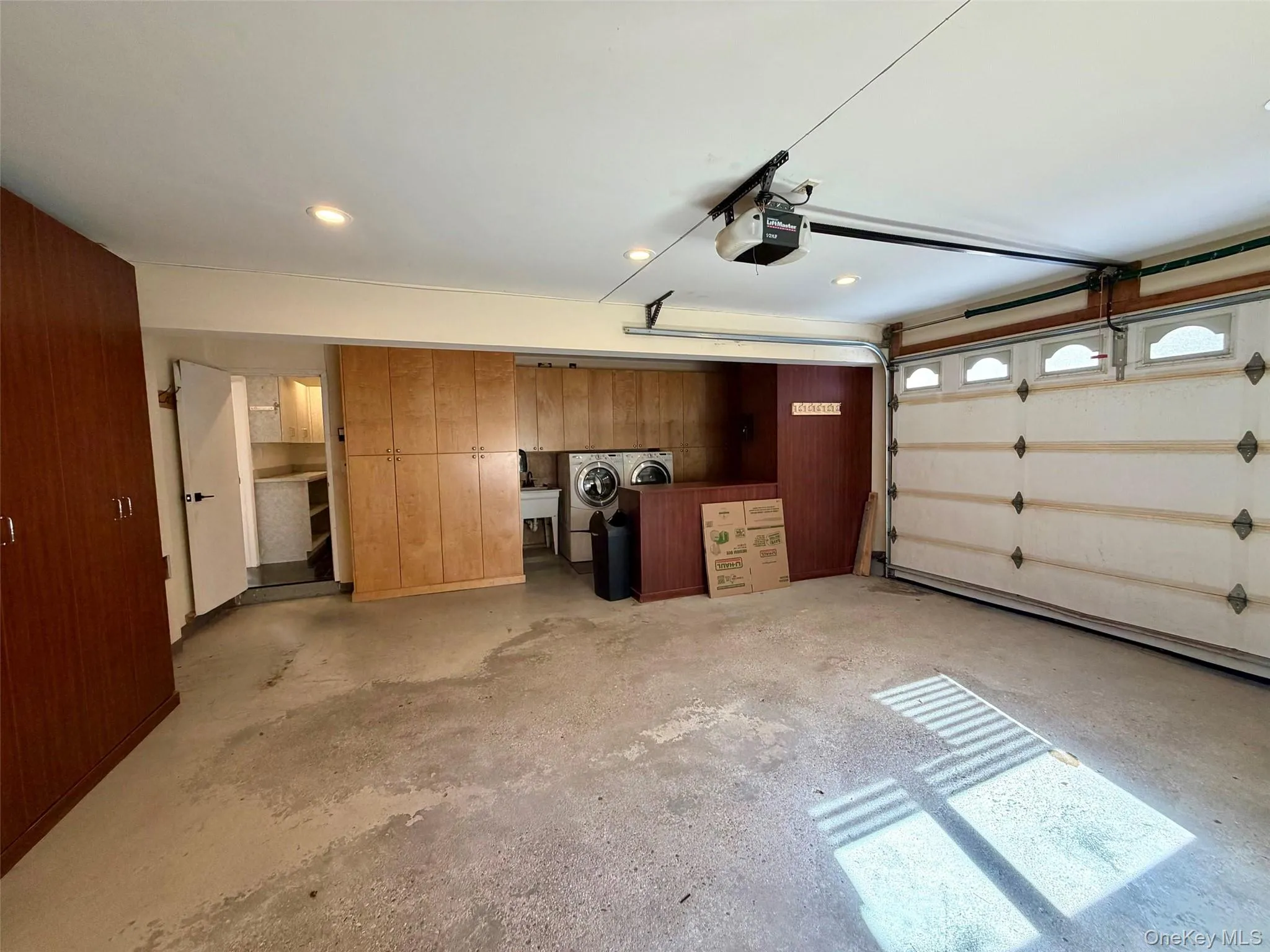 5 Glen Hill Court, Huntington, NY, 5 Bedrooms Bedrooms, 11 Rooms Rooms,4 BathroomsBathrooms,Residential Lease,For Rent,Glen Hill,0,958073 5 Glen Hill Court, Huntington, NY, 5 Bedrooms Bedrooms, 11 Rooms Rooms,4 BathroomsBathrooms,Residential Lease,For Rent,Glen Hill,0,958073