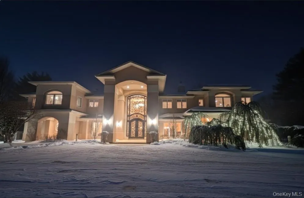 5 Glen Hill Court, Huntington, NY, 5 Bedrooms Bedrooms, 11 Rooms Rooms,4 BathroomsBathrooms,Residential Lease,For Rent,Glen Hill,0,958073 5 Glen Hill Court, Huntington, NY, 5 Bedrooms Bedrooms, 11 Rooms Rooms,4 BathroomsBathrooms,Residential Lease,For Rent,Glen Hill,0,958073