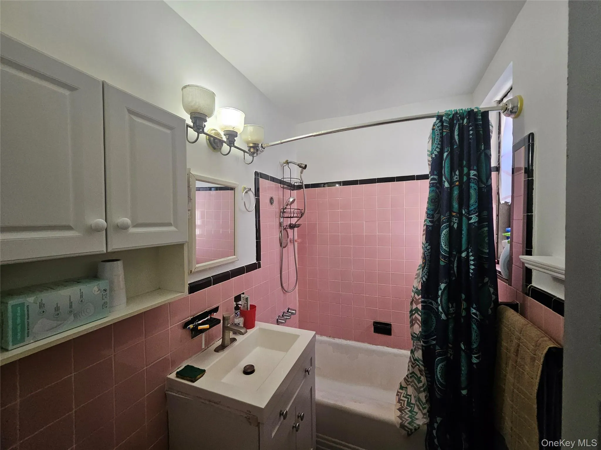 113-15 34, New York, NY, 2 Bedrooms Bedrooms, 4 Rooms Rooms,1 BathroomBathrooms,Residential,For Rent,34,0,958079 113-15 34, New York, NY, 2 Bedrooms Bedrooms, 4 Rooms Rooms,1 BathroomBathrooms,Residential,For Rent,34,0,958079