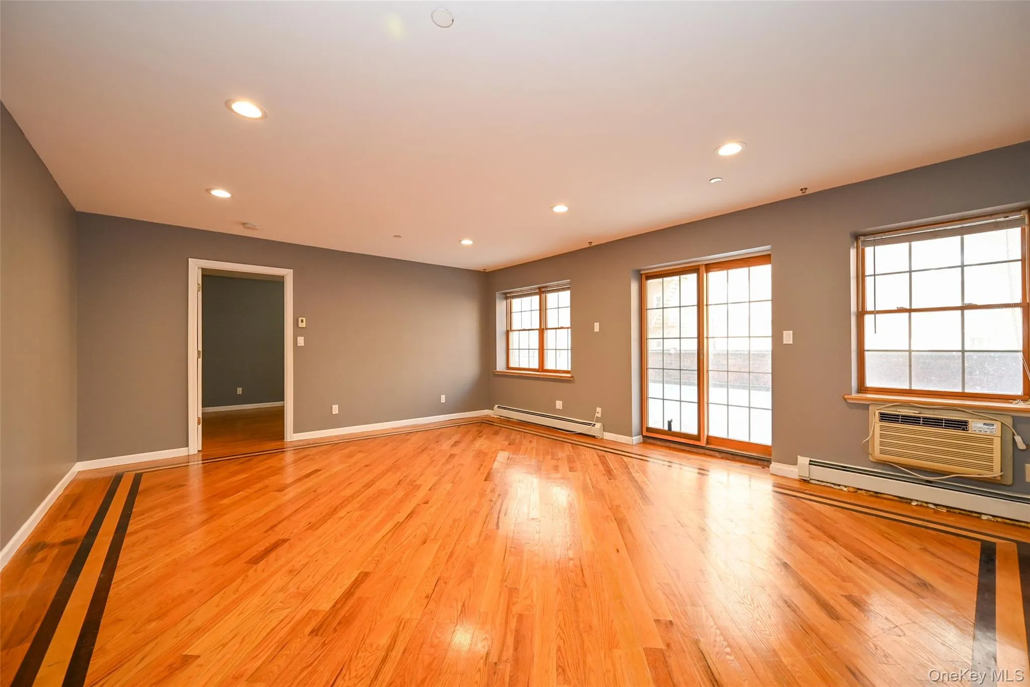 108-27 63rd Avenue, New York, NY, 1 Bedroom Bedrooms, 3 Rooms Rooms,1 BathroomBathrooms,Residential,For Rent,63rd,0,958082 108-27 63rd Avenue, New York, NY, 1 Bedroom Bedrooms, 3 Rooms Rooms,1 BathroomBathrooms,Residential,For Rent,63rd,0,958082