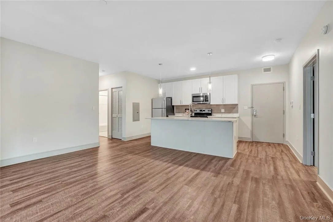 92 Blauvelt Way - The Sheldon, Ramapo, NY, 2 Bedrooms Bedrooms, 3 Rooms Rooms,2 BathroomsBathrooms,Residential Lease,For Rent,Blauvelt Way - The Sheldon,0,958110 92 Blauvelt Way - The Sheldon, Ramapo, NY, 2 Bedrooms Bedrooms, 3 Rooms Rooms,2 BathroomsBathrooms,Residential Lease,For Rent,Blauvelt Way - The Sheldon,0,958110