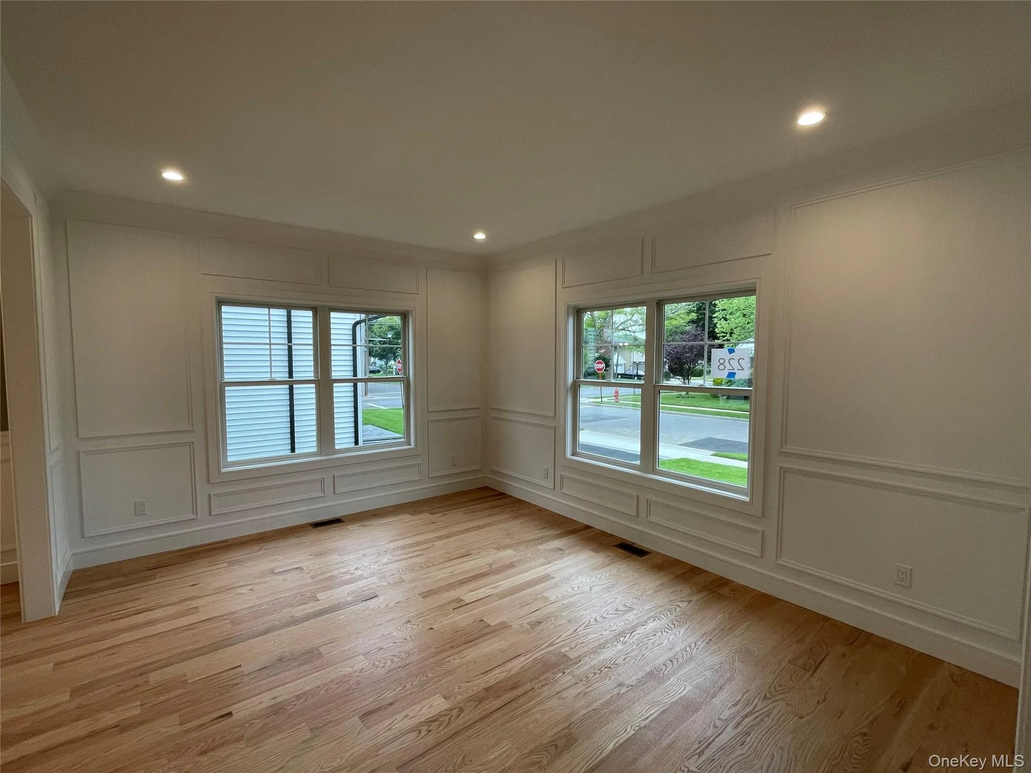 473 Andrews Road, North Hempstead, NY, 5 Bedrooms Bedrooms, 10 Rooms Rooms,3 BathroomsBathrooms,Residential Sale,For Rent,Andrews,0,958122 473 Andrews Road, North Hempstead, NY, 5 Bedrooms Bedrooms, 10 Rooms Rooms,3 BathroomsBathrooms,Residential Sale,For Rent,Andrews,0,958122