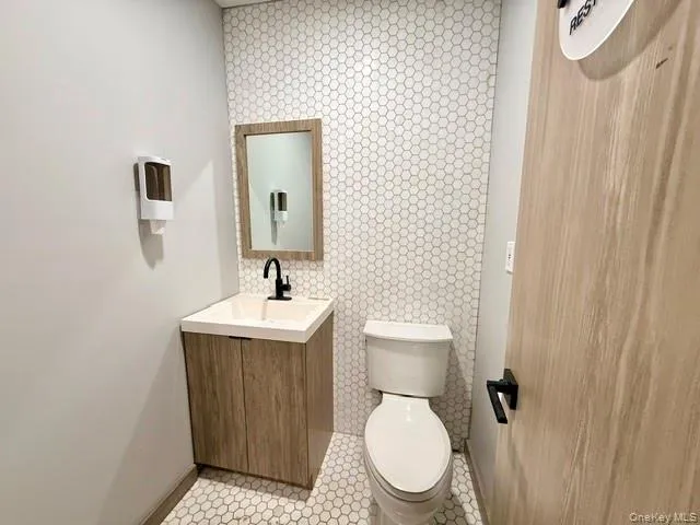 Half Bath in Unit Half Bath in Unit