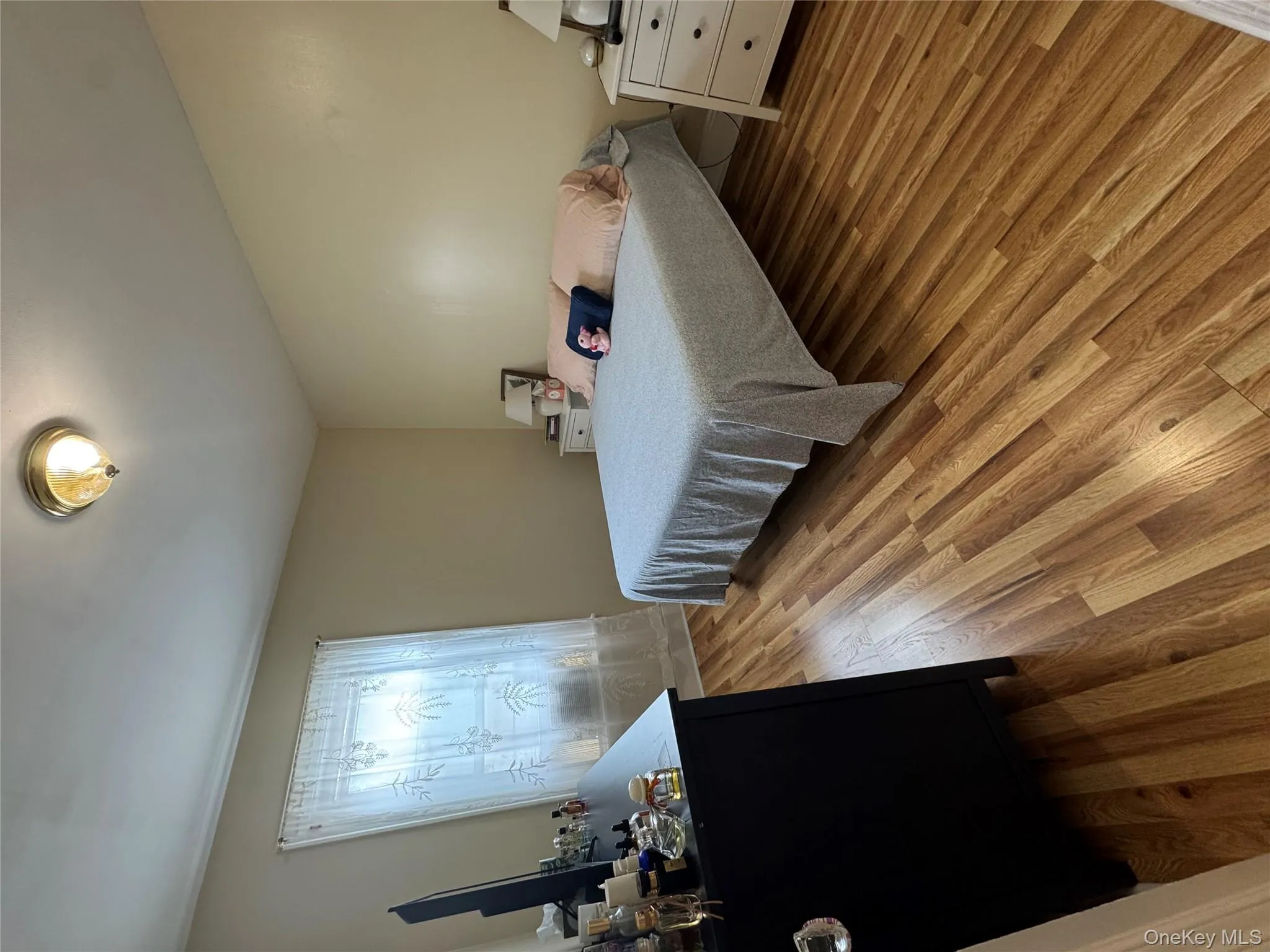 6922 64th Place, New York, NY, 3 Bedrooms Bedrooms, 5 Rooms Rooms,1 BathroomBathrooms,Residential Lease,For Rent,64th,0,958237 6922 64th Place, New York, NY, 3 Bedrooms Bedrooms, 5 Rooms Rooms,1 BathroomBathrooms,Residential Lease,For Rent,64th,0,958237