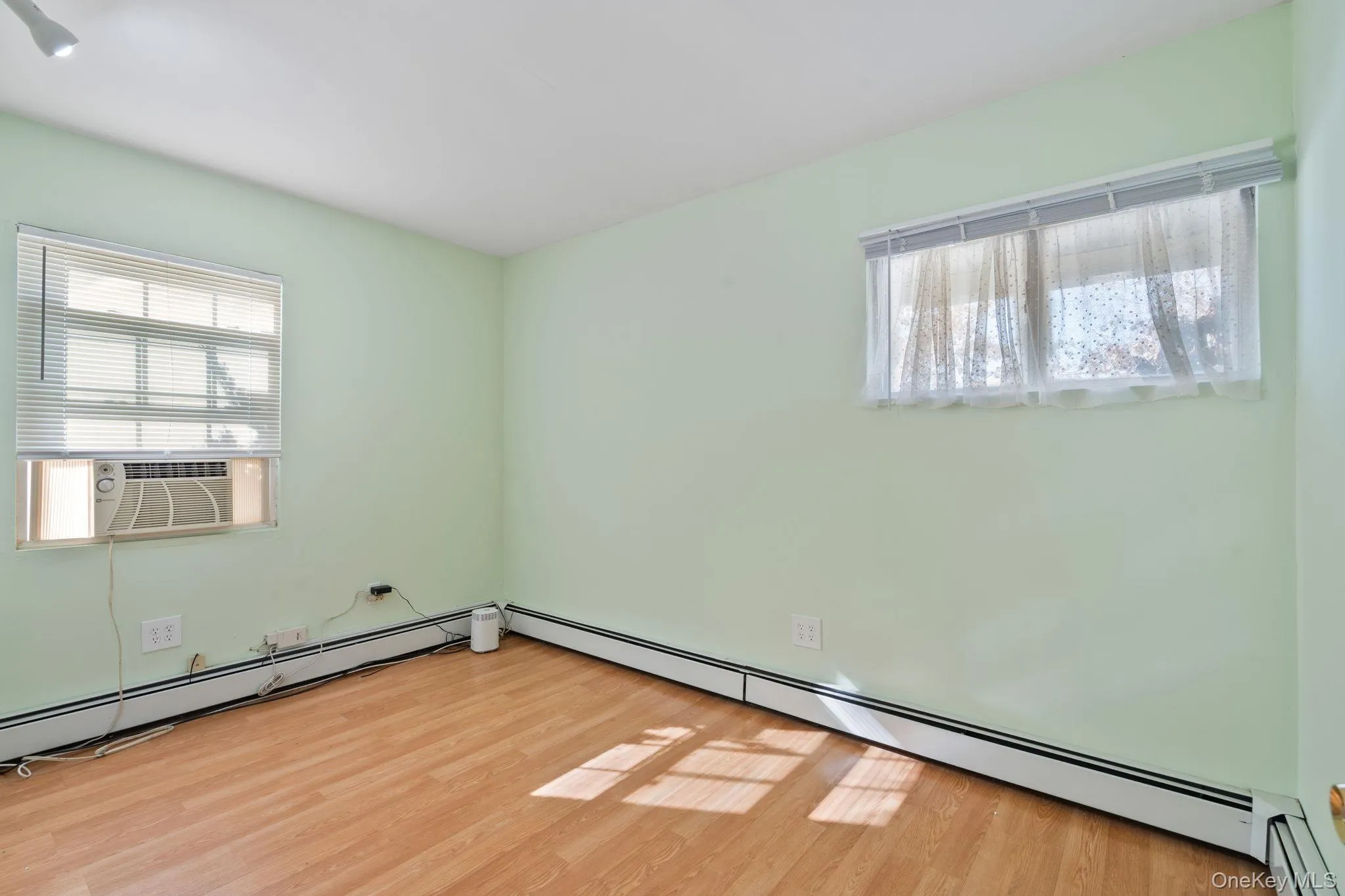 51 Shepherd Lane, Hempstead, NY, 5 Bedrooms Bedrooms, 7 Rooms Rooms,2 BathroomsBathrooms,Residential,For Rent,Shepherd,0,958248 51 Shepherd Lane, Hempstead, NY, 5 Bedrooms Bedrooms, 7 Rooms Rooms,2 BathroomsBathrooms,Residential,For Rent,Shepherd,0,958248
