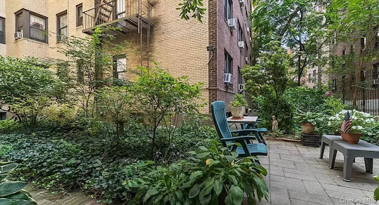34-24 82nd. Street, New York, NY, 1 Bedroom Bedrooms, 3 Rooms Rooms,1 BathroomBathrooms,Residential,For Rent,82nd.,0,958249 34-24 82nd. Street, New York, NY, 1 Bedroom Bedrooms, 3 Rooms Rooms,1 BathroomBathrooms,Residential,For Rent,82nd.,0,958249